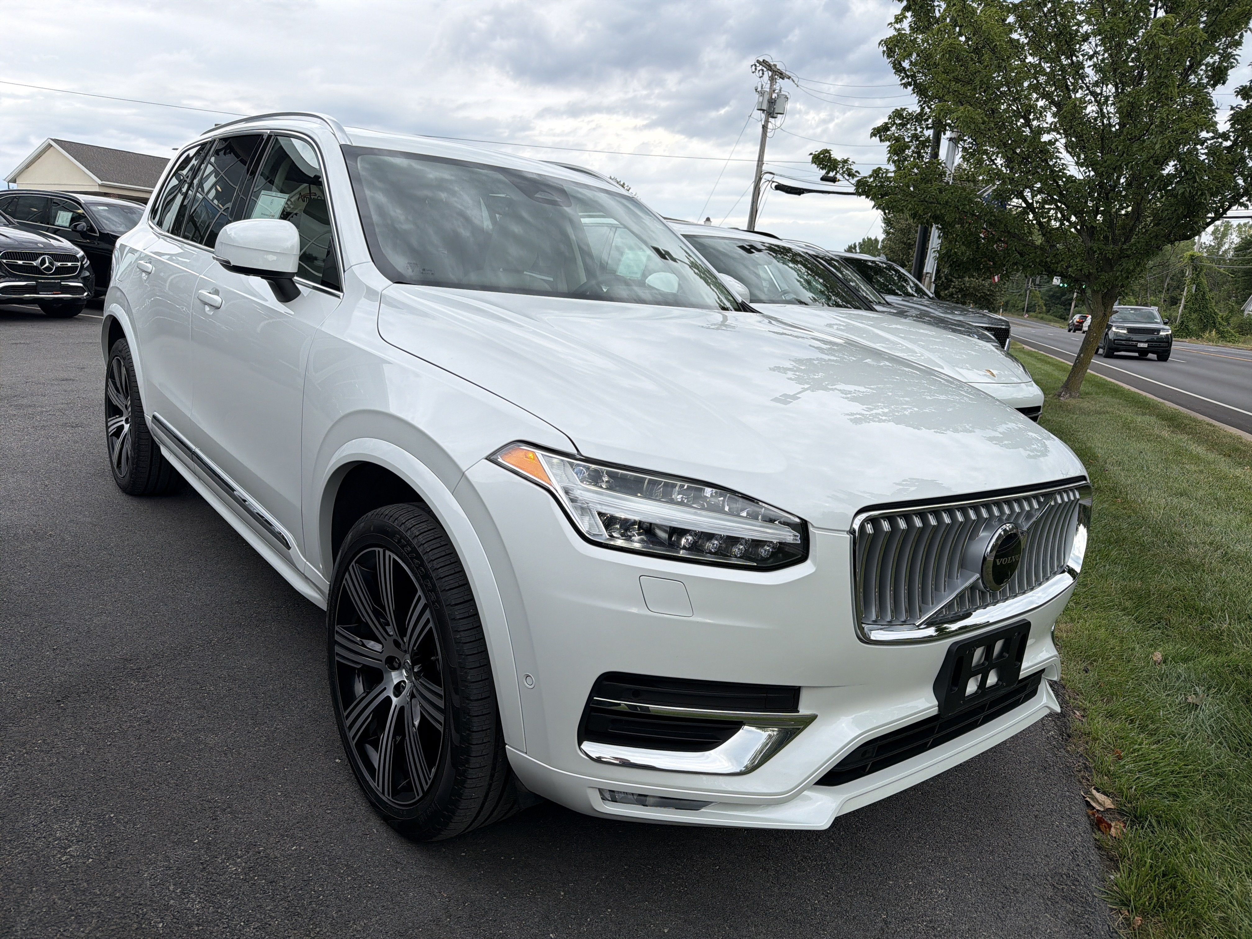 2025 Volvo XC90 B6 AWD Ultra 7-Seater