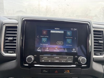 2024 Nissan Frontier SV