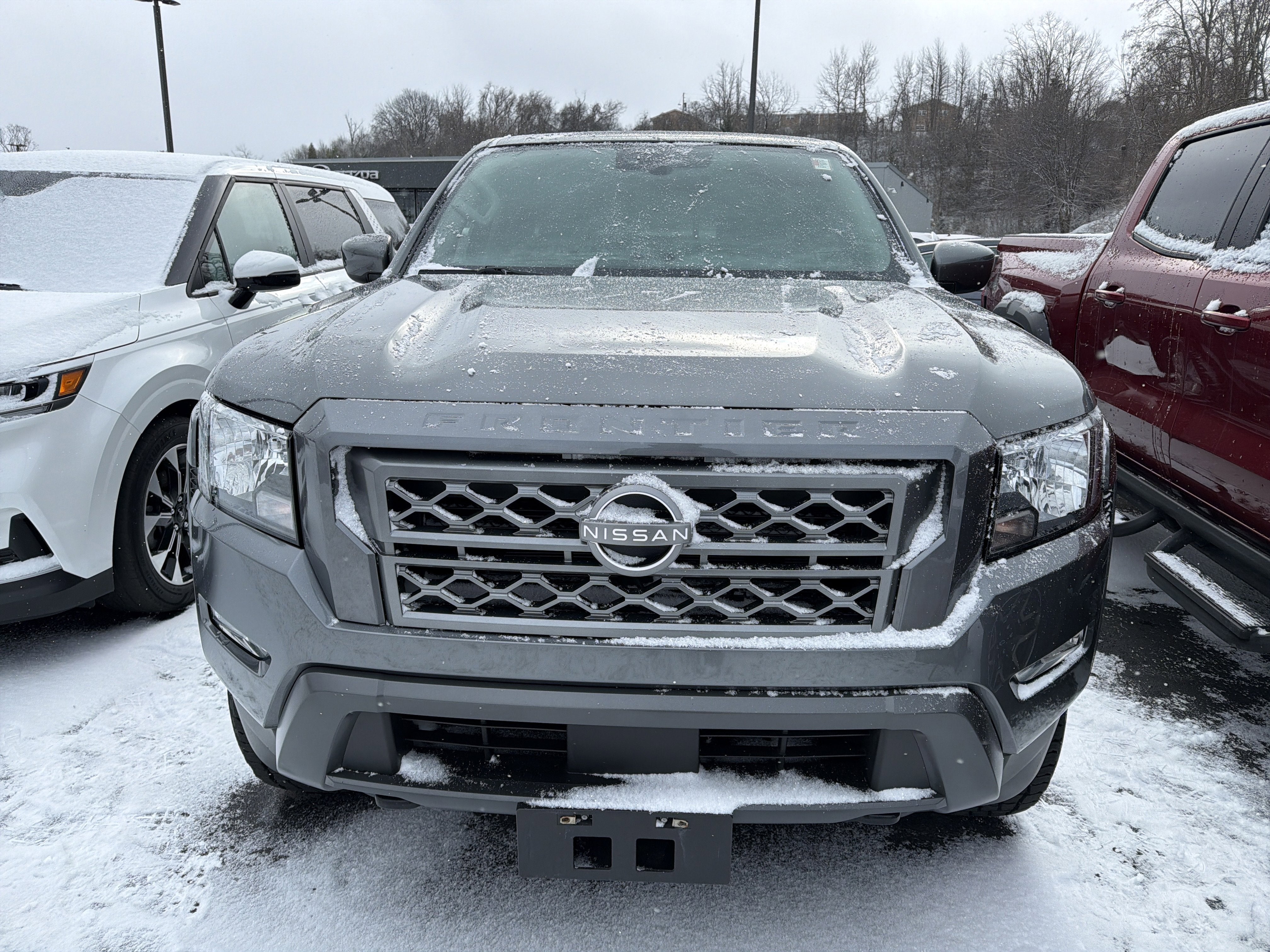 2024 Nissan Frontier SV