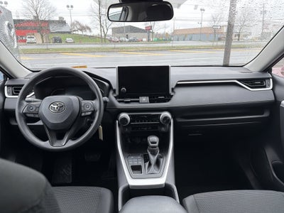 2023 Toyota RAV4 LE AWD