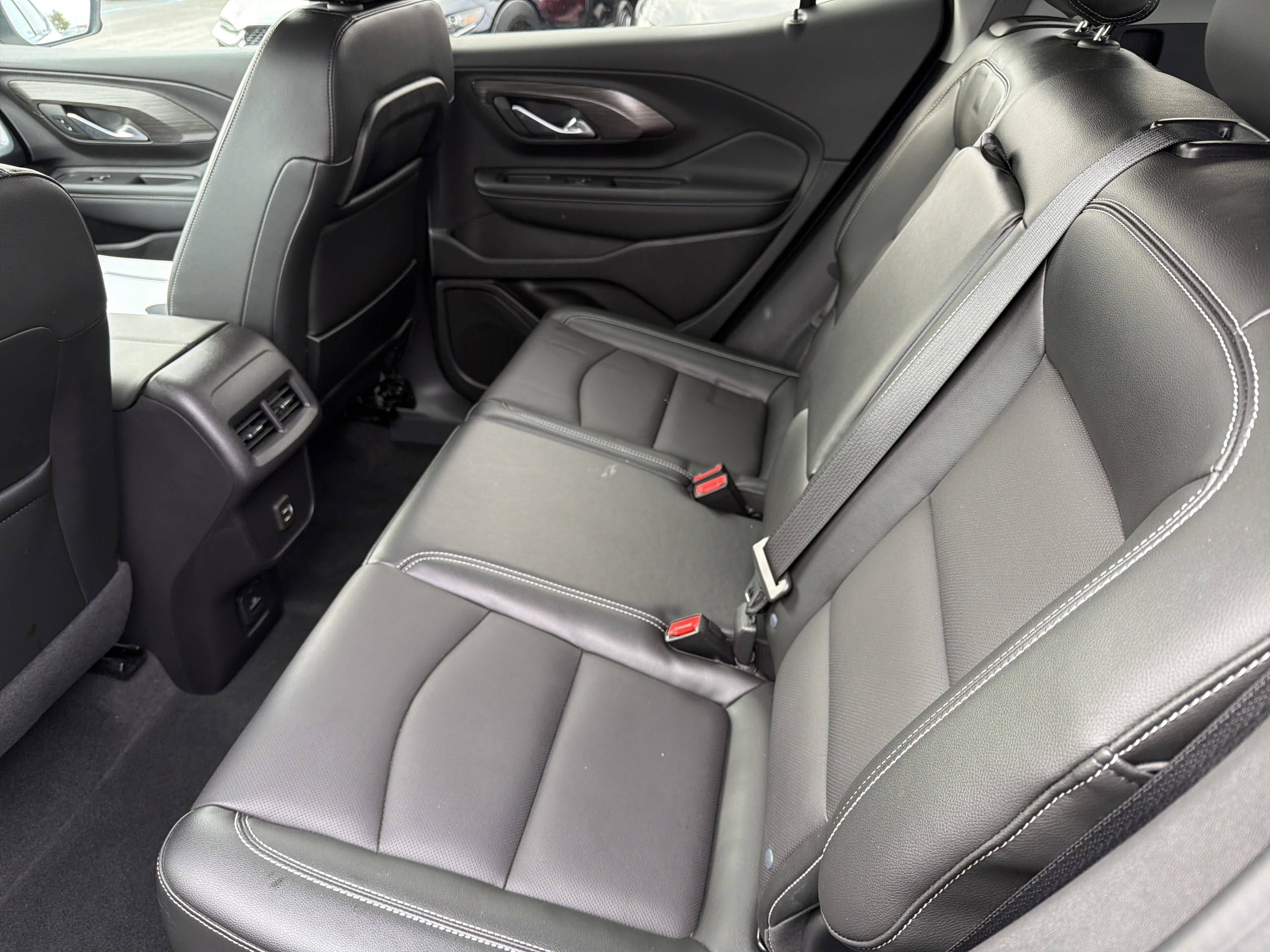 2024 GMC Terrain AWD 4dr SLT