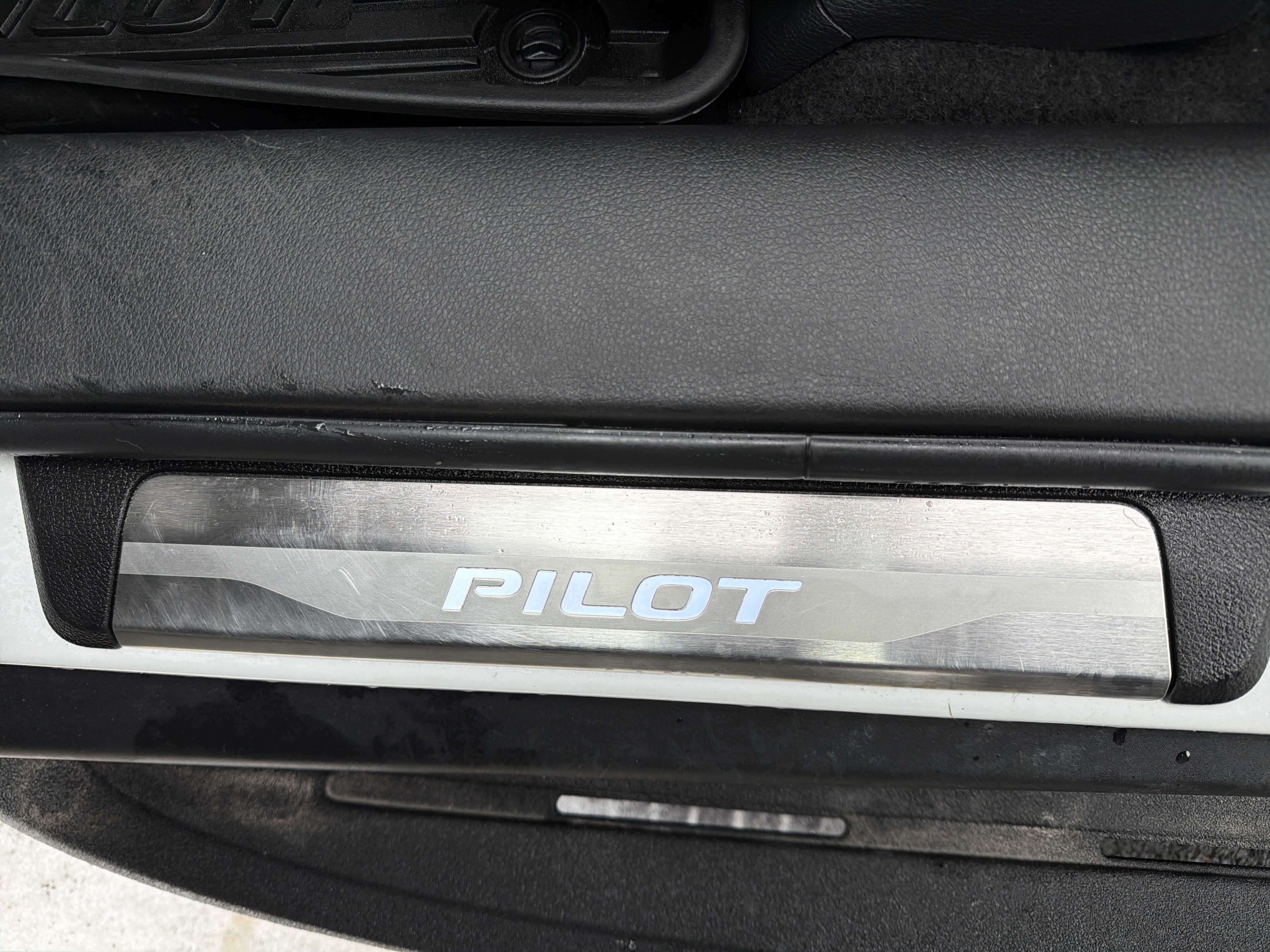 2022 Honda Pilot Black Edition AWD