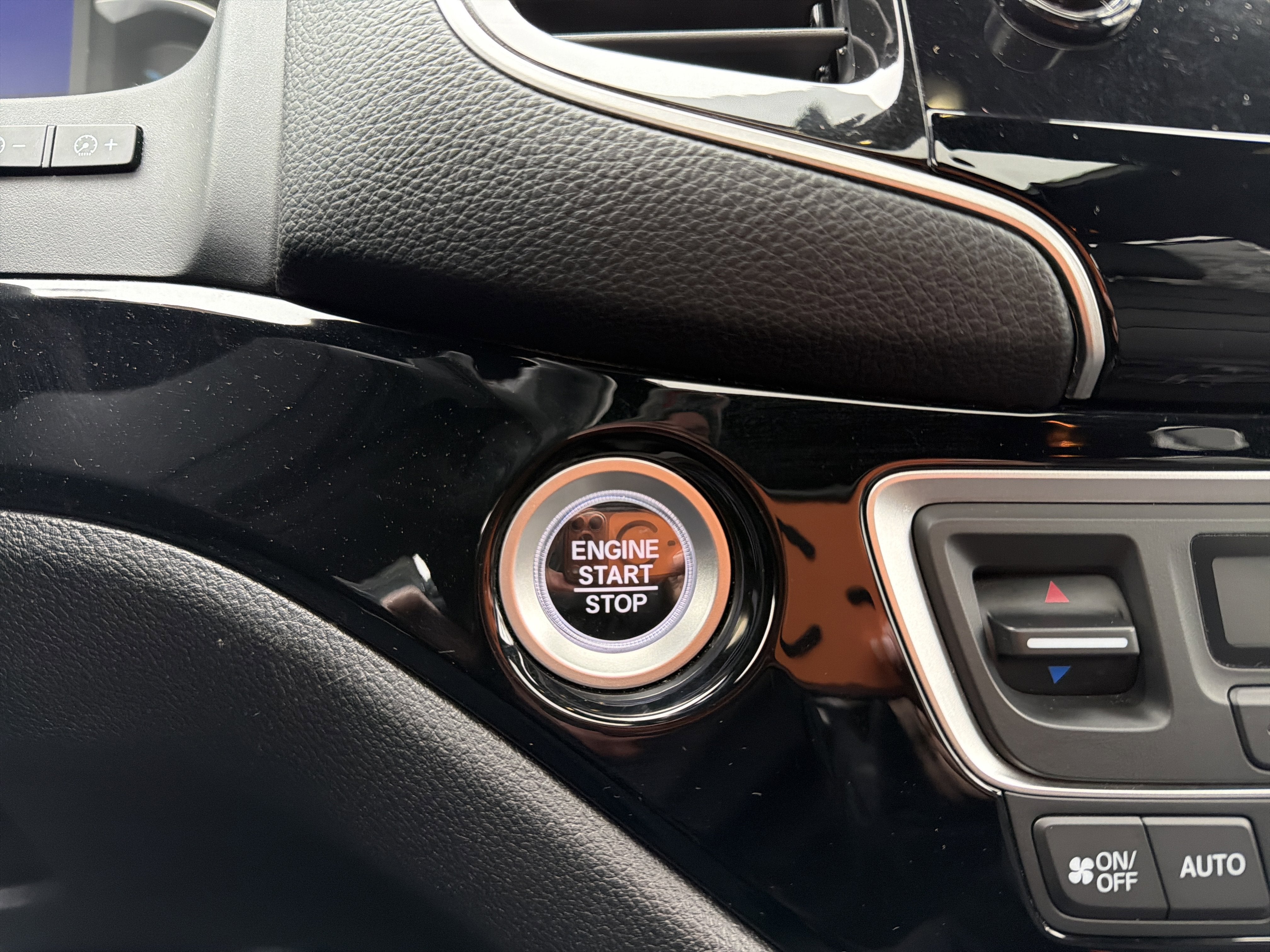 2022 Honda Pilot Black Edition AWD