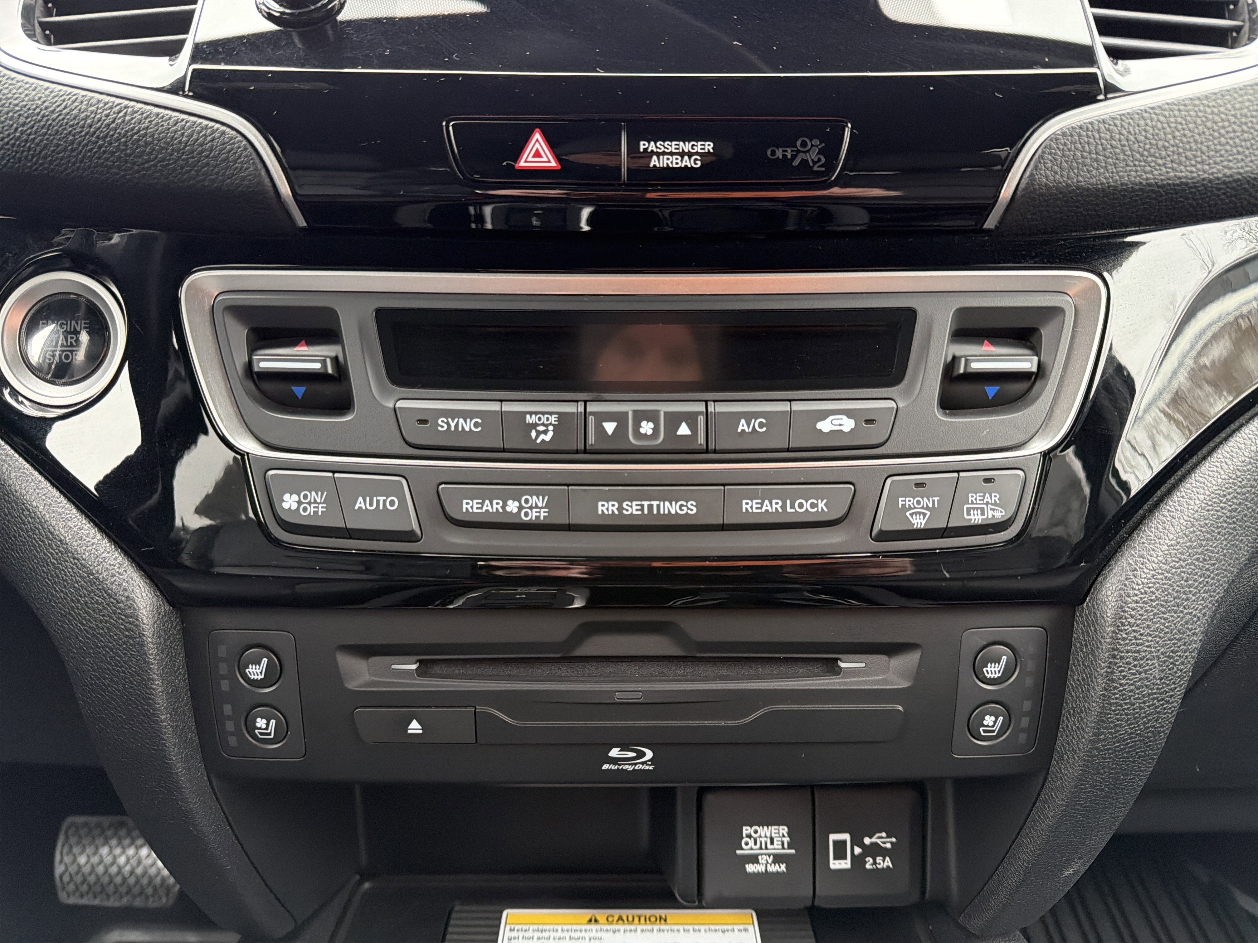 2022 Honda Pilot Black Edition AWD