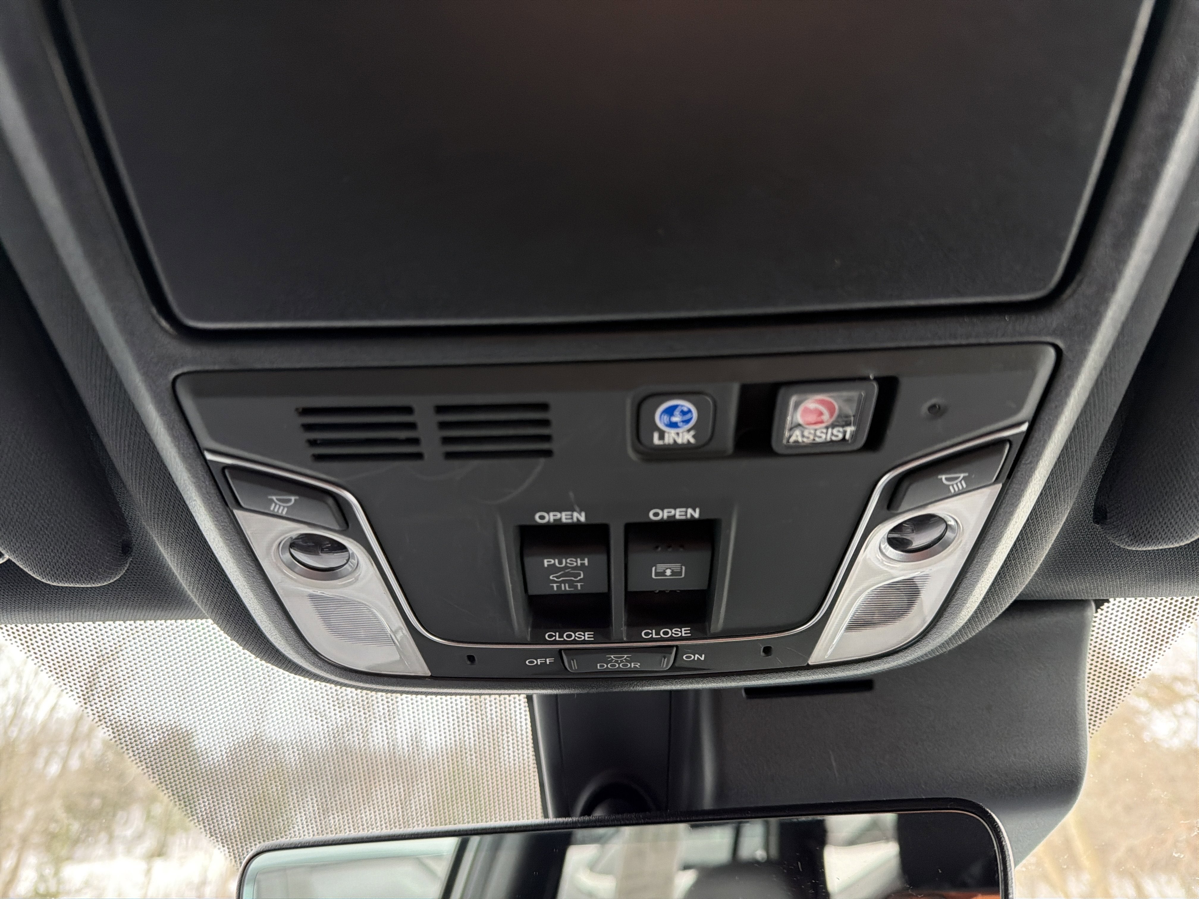 2022 Honda Pilot Black Edition AWD