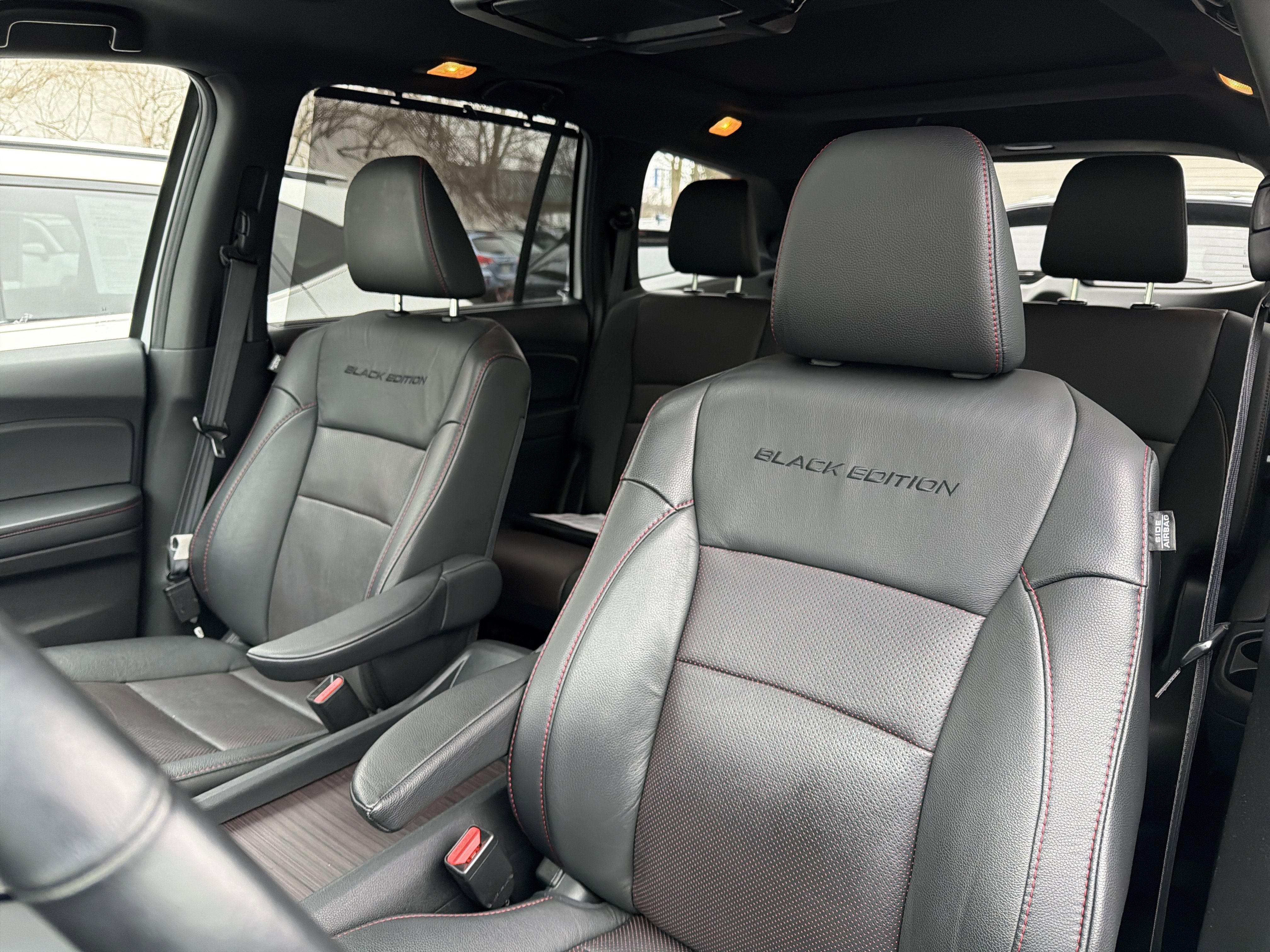 2022 Honda Pilot Black Edition AWD