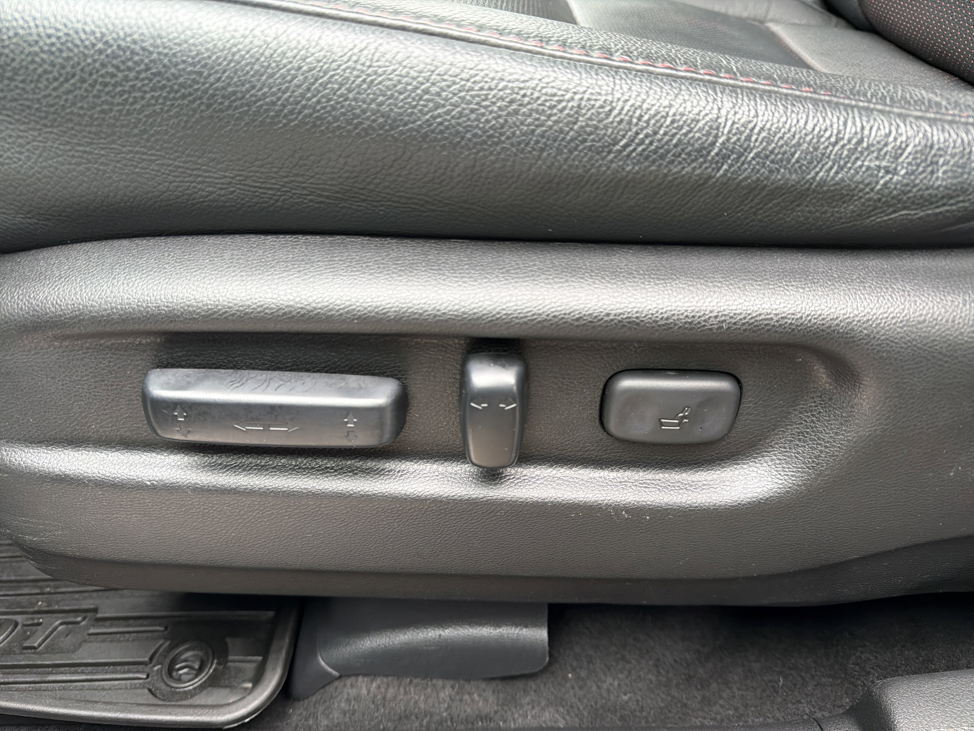 2022 Honda Pilot Black Edition AWD