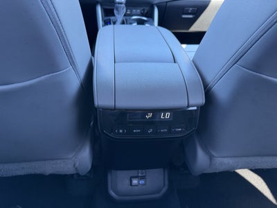 2022 Toyota Highlander XLE AWD
