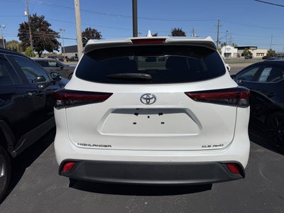 2022 Toyota Highlander XLE AWD