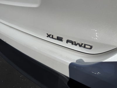 2022 Toyota Highlander XLE AWD