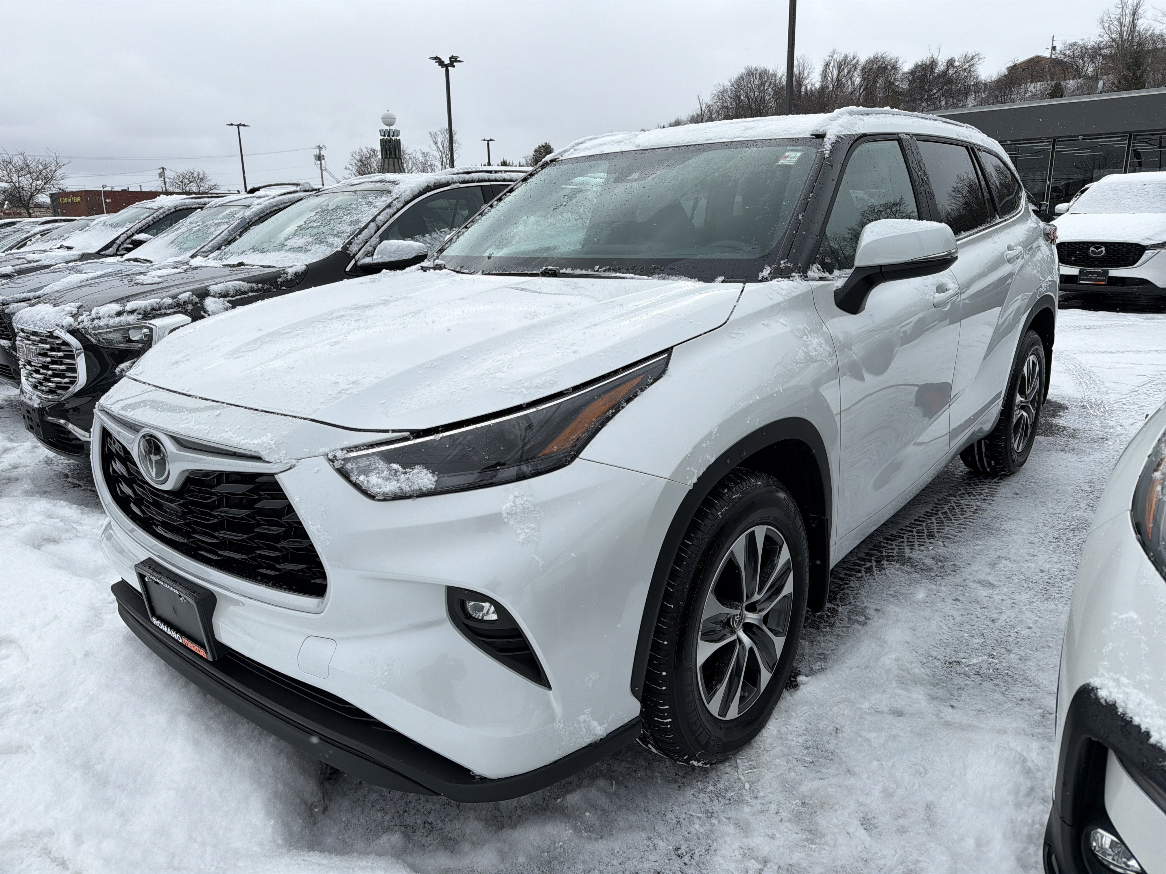 2024 Toyota Highlander XLE