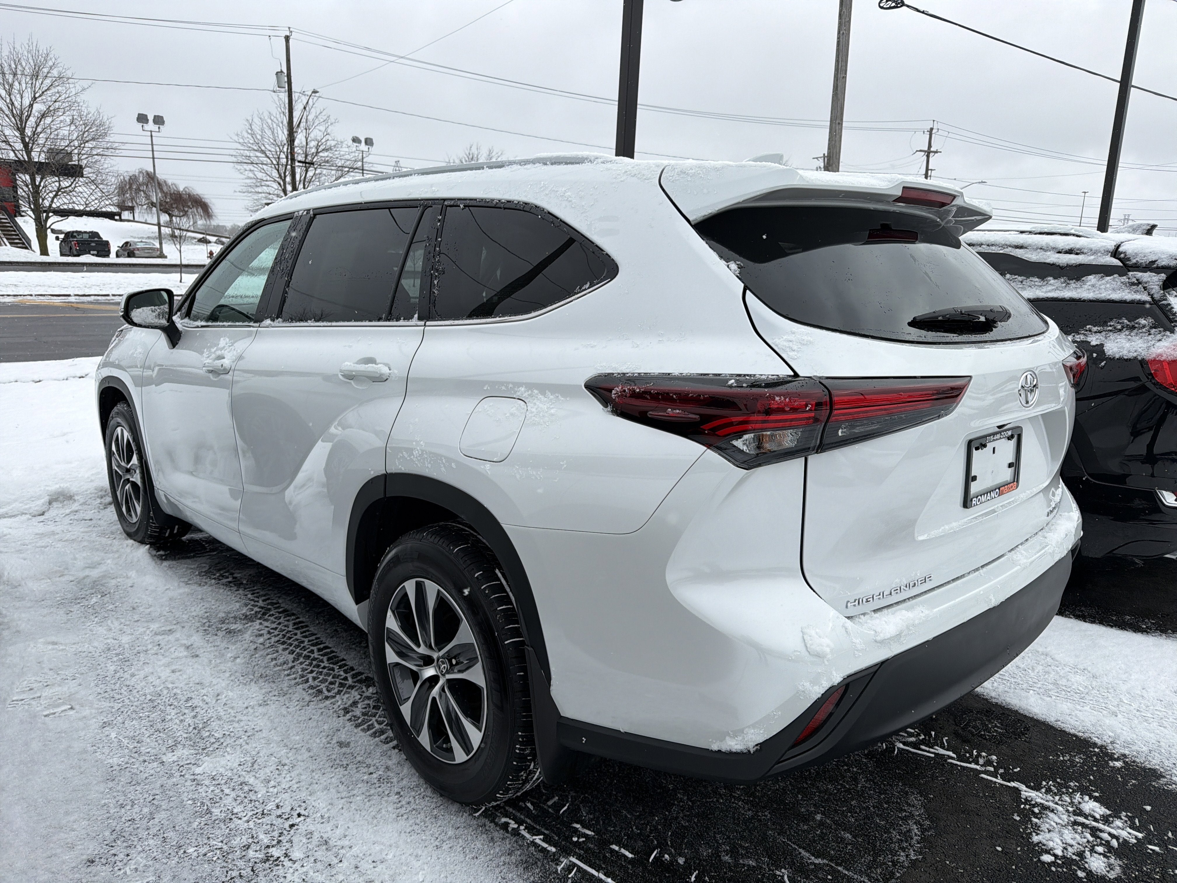 2024 Toyota Highlander XLE