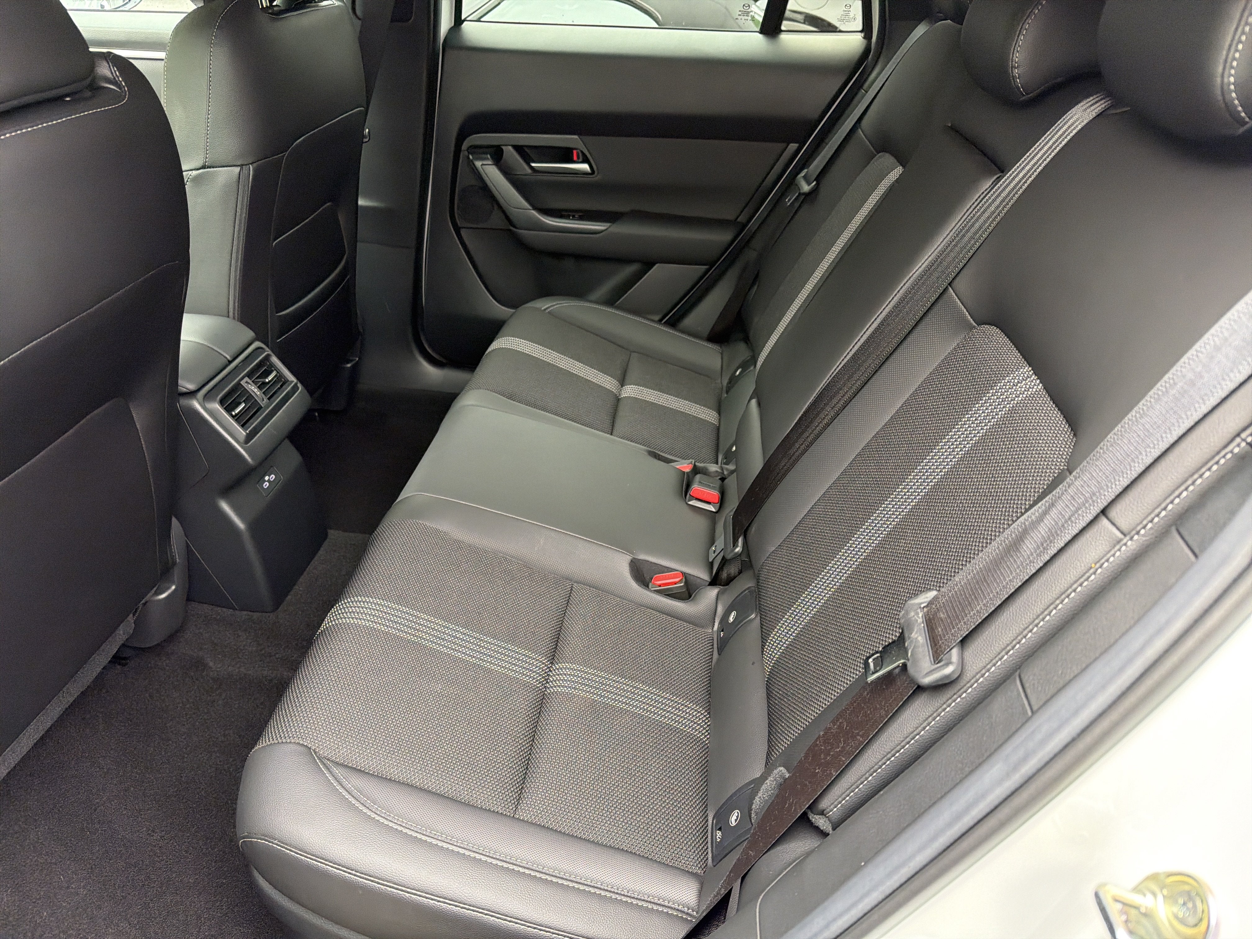 2025 Mazda Mazda CX-50 Hybrid Preferred Package AWD