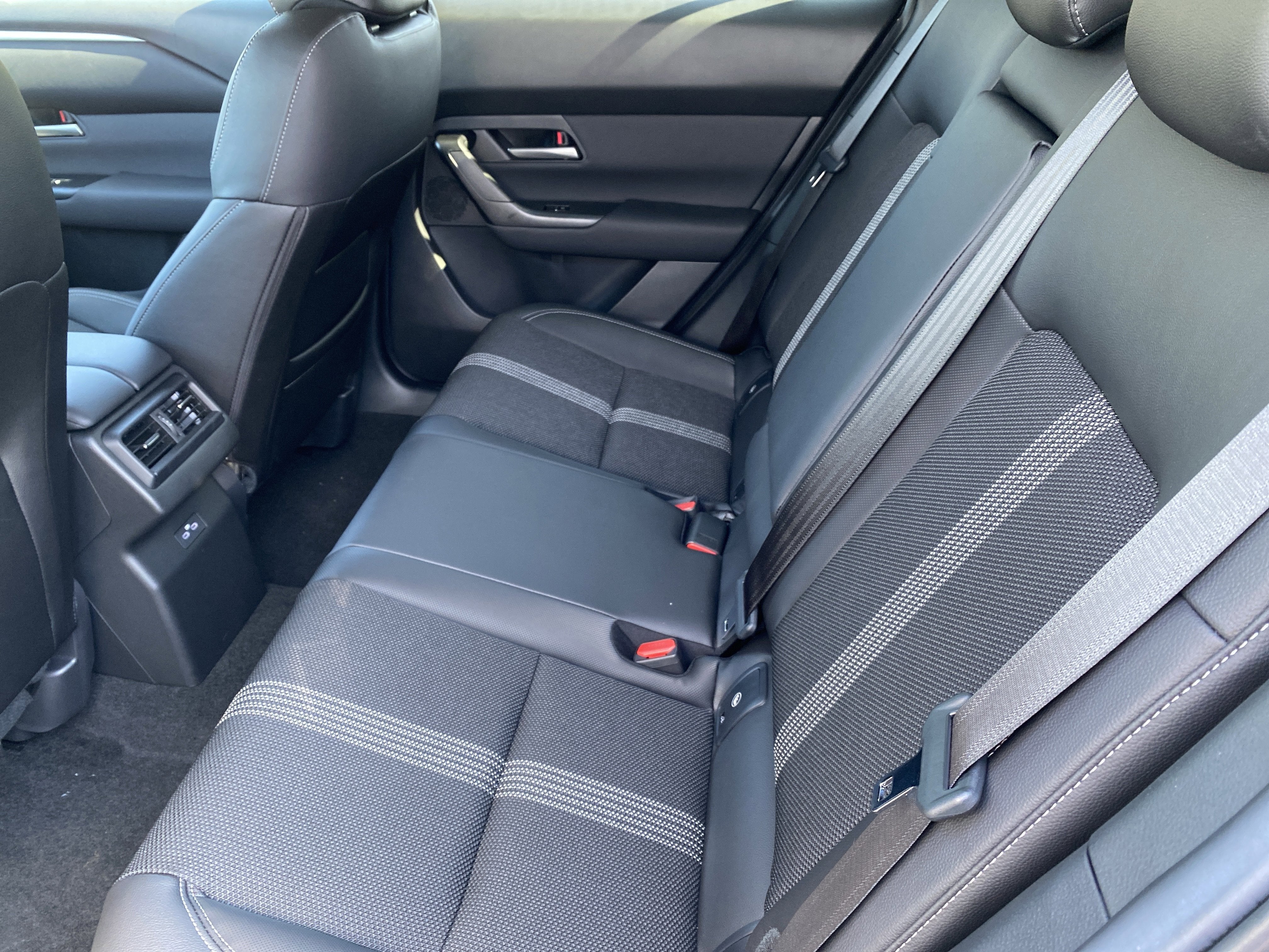 2025 Mazda Mazda CX-50 Hybrid Preferred AWD