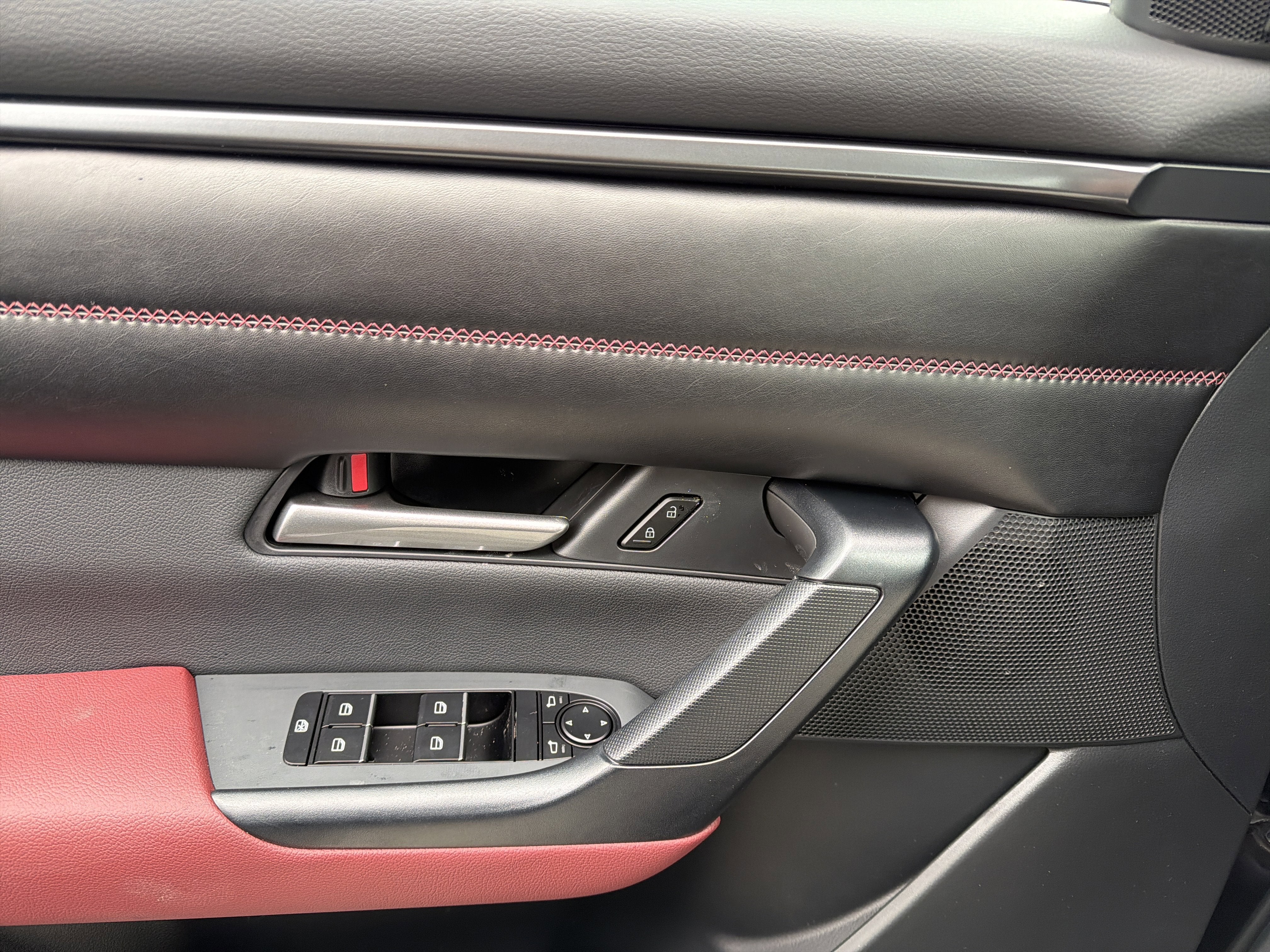 2026 Mazda Mazda CX-50 Hybrid Premium AWD