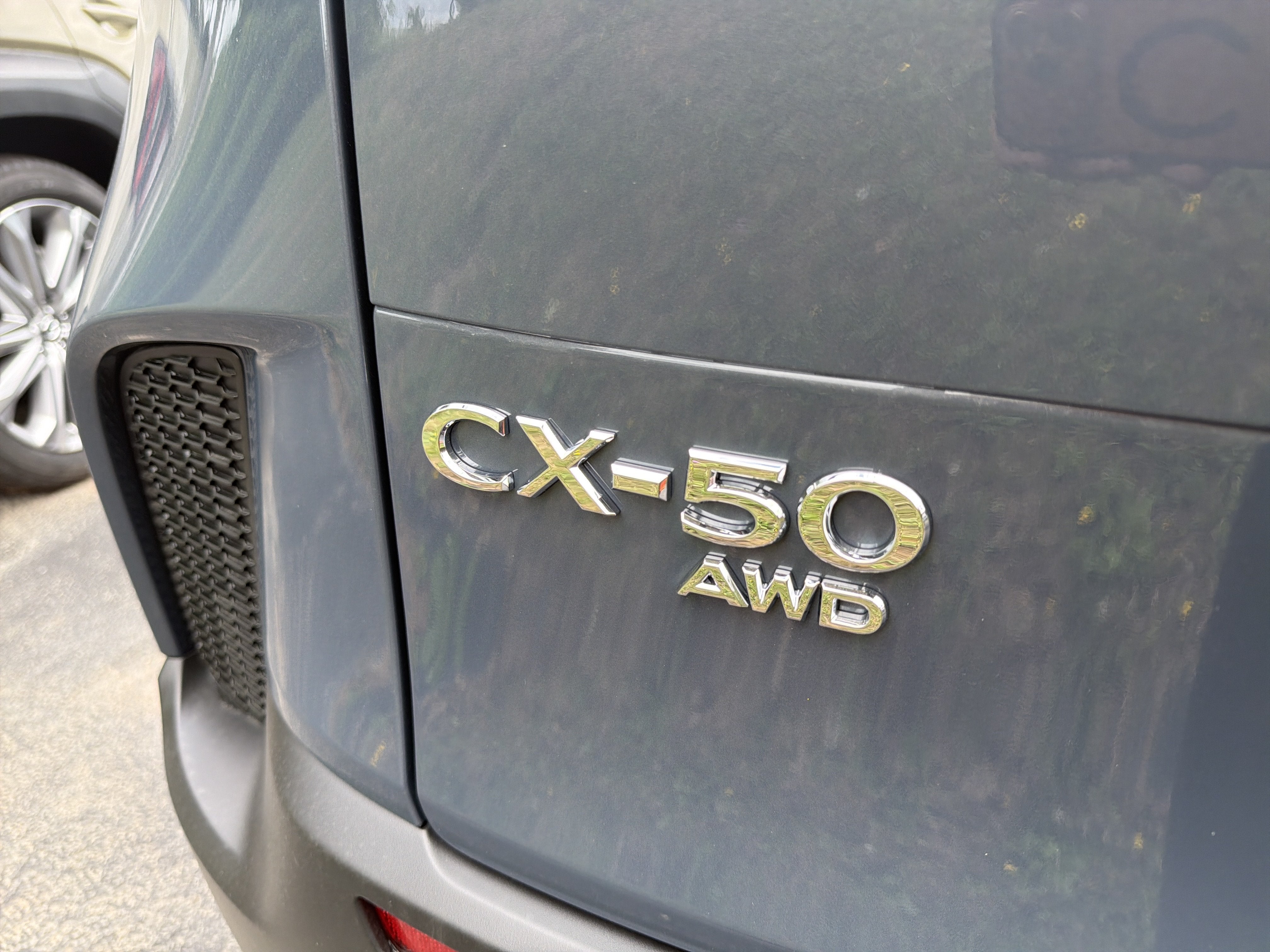 2026 Mazda Mazda CX-50 Hybrid Premium AWD
