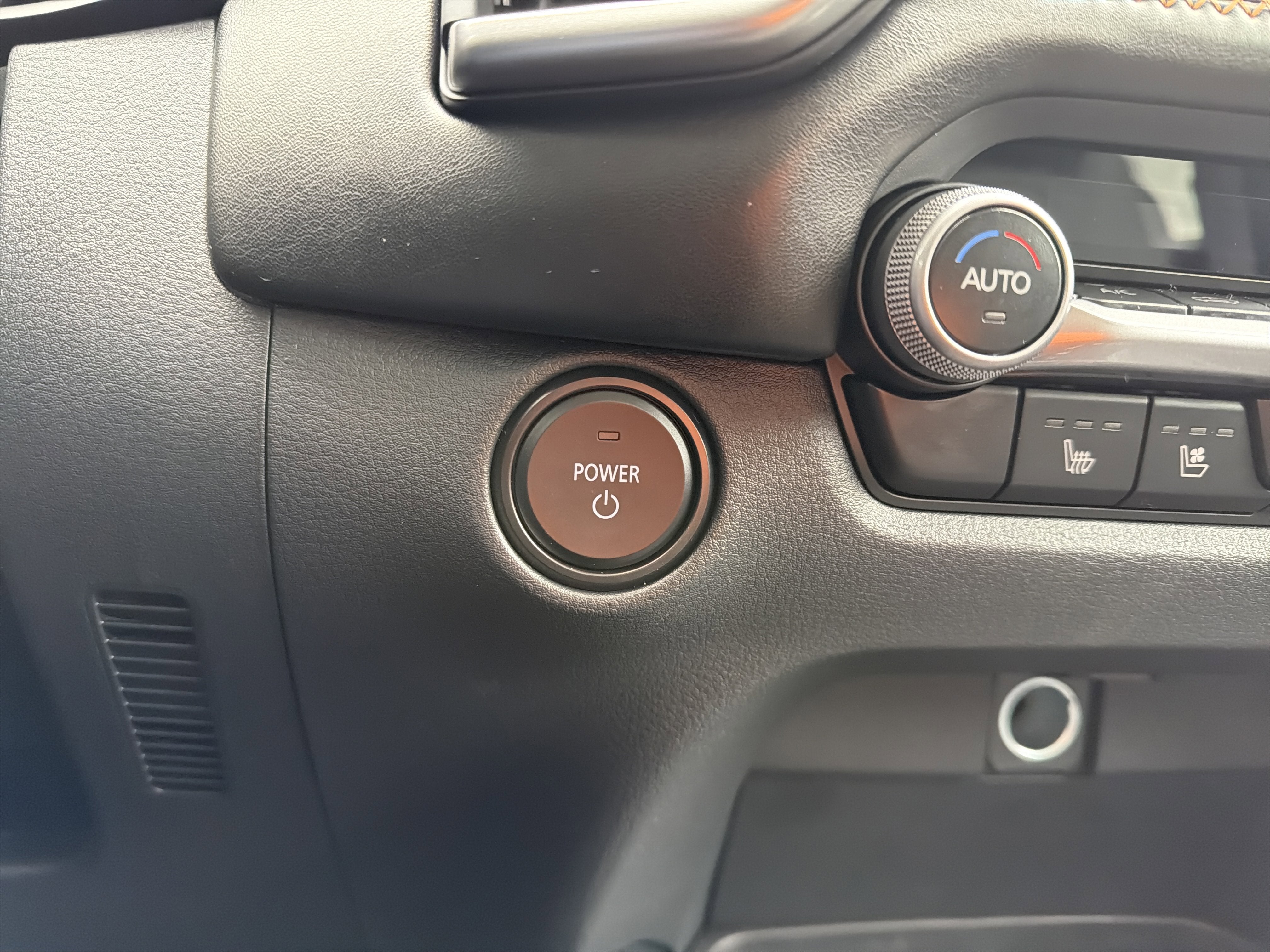 2026 Mazda Mazda CX-50 Hybrid Premium AWD