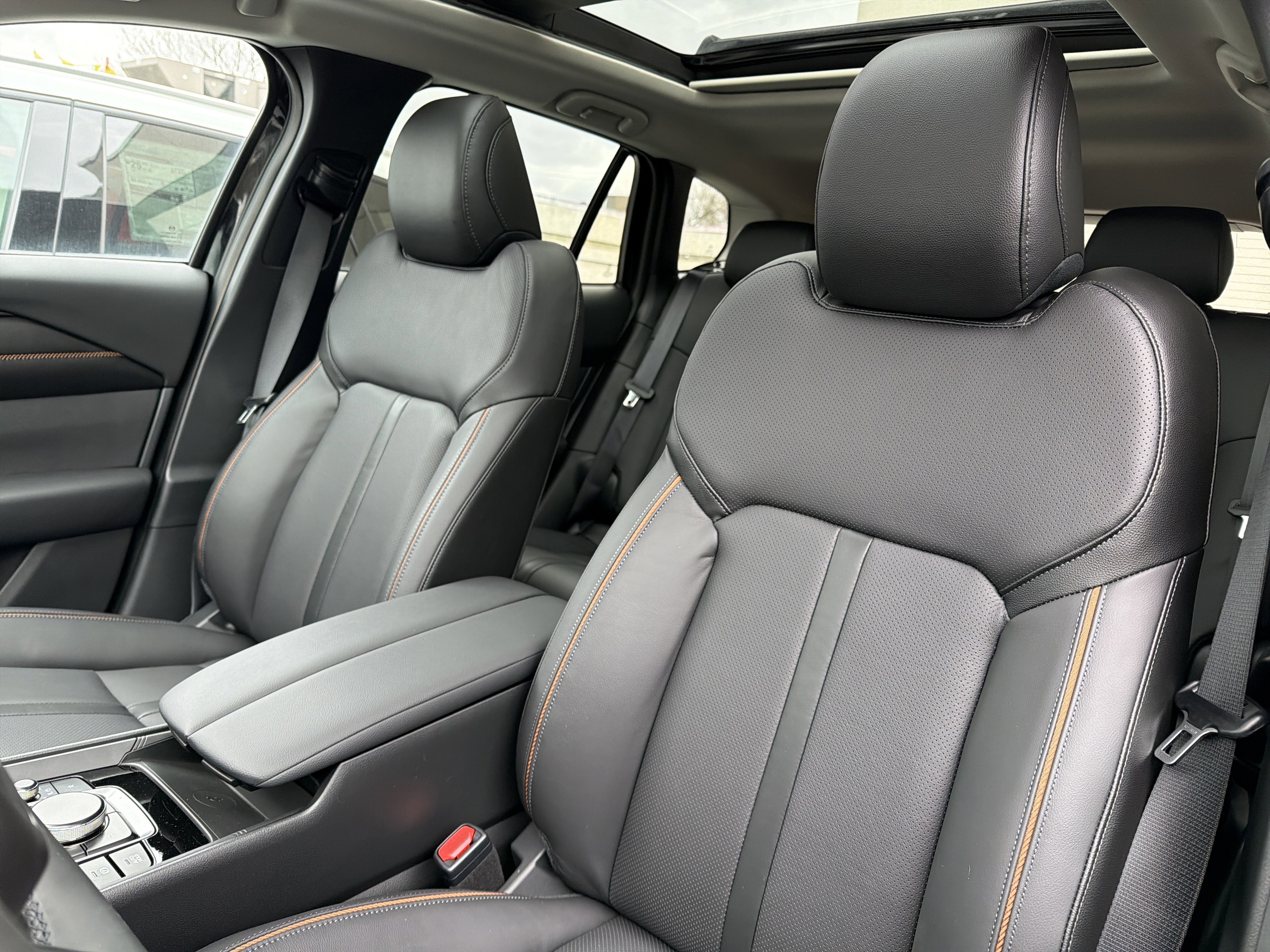 2026 Mazda Mazda CX-50 Hybrid Premium AWD