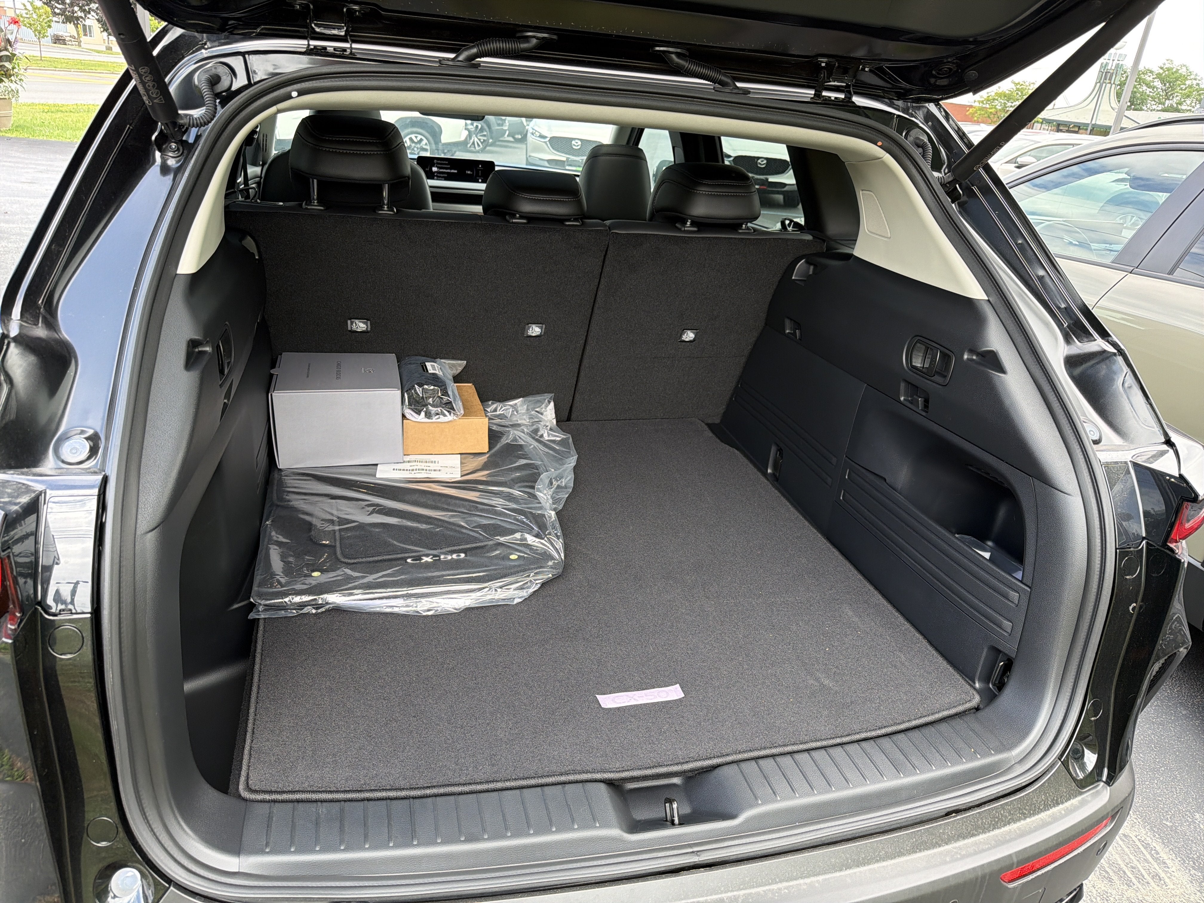 2026 Mazda Mazda CX-50 Hybrid Premium AWD