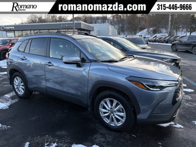 2024 Toyota Corolla Cross LE