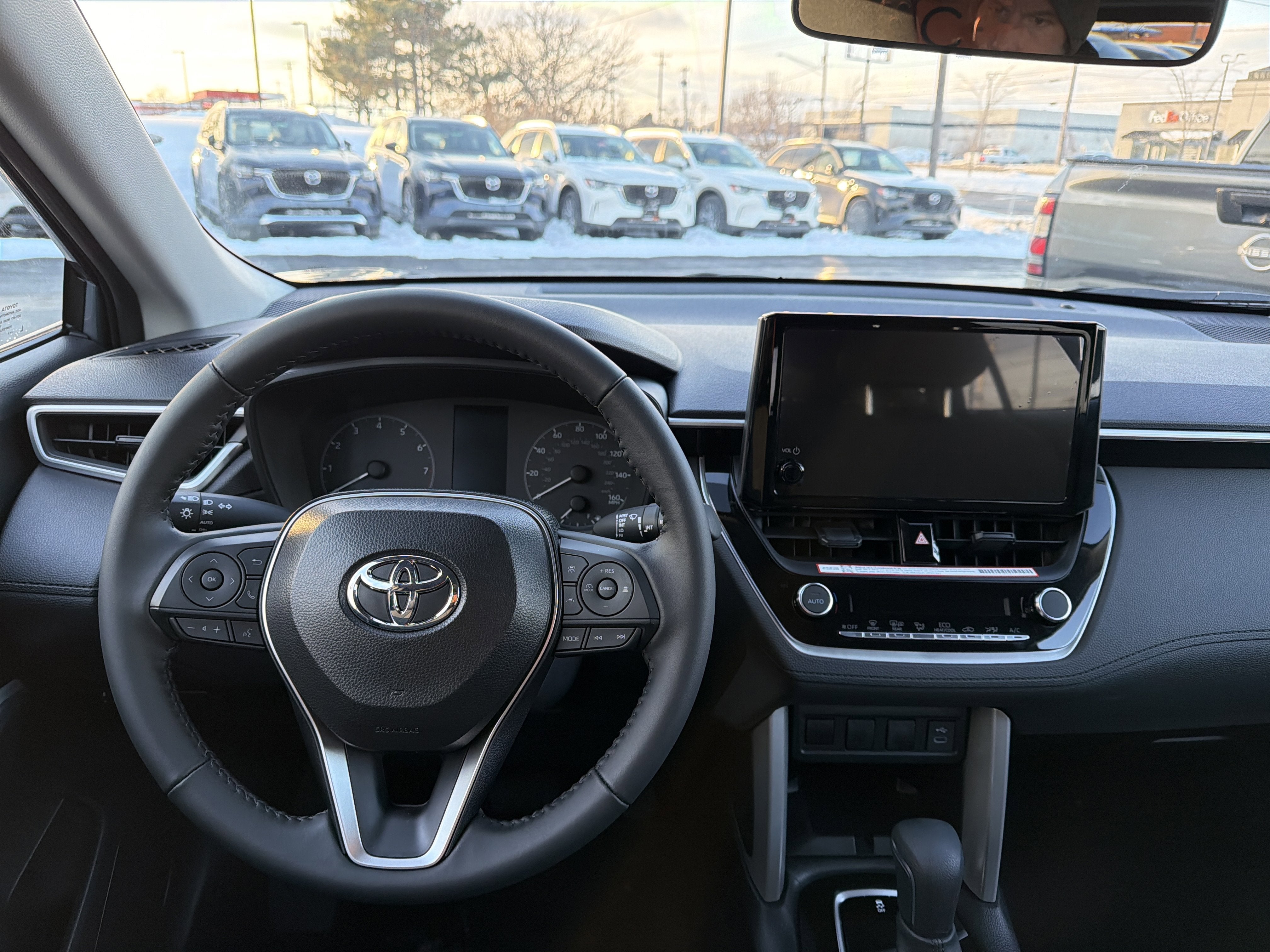 2024 Toyota Corolla Cross LE