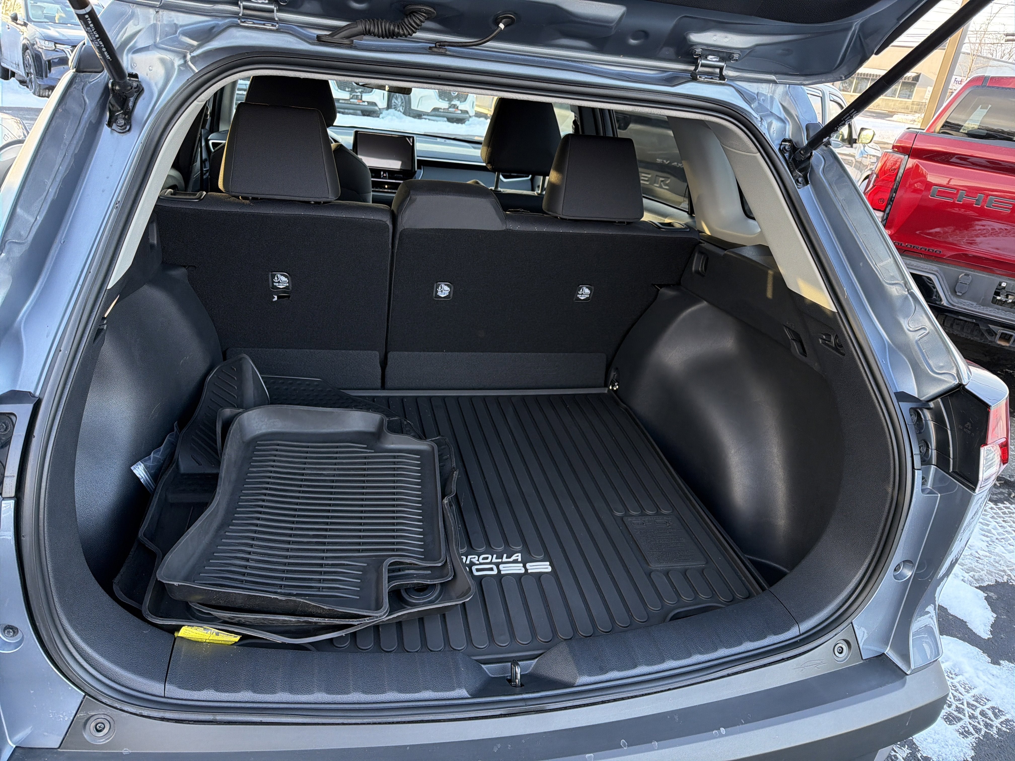 2024 Toyota Corolla Cross LE