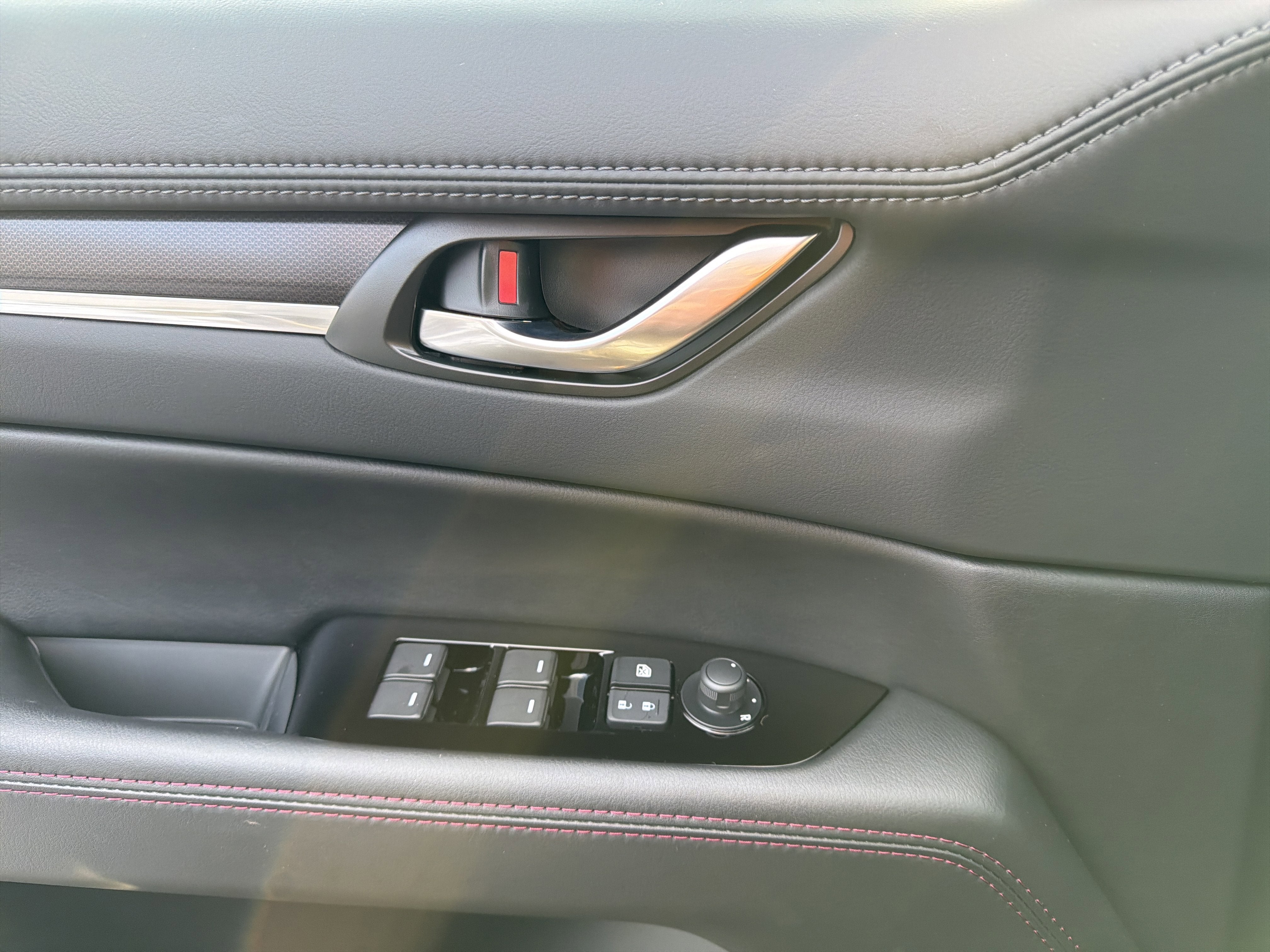 2025 Mazda Mazda CX-5 2.5 S Carbon Edition AWD