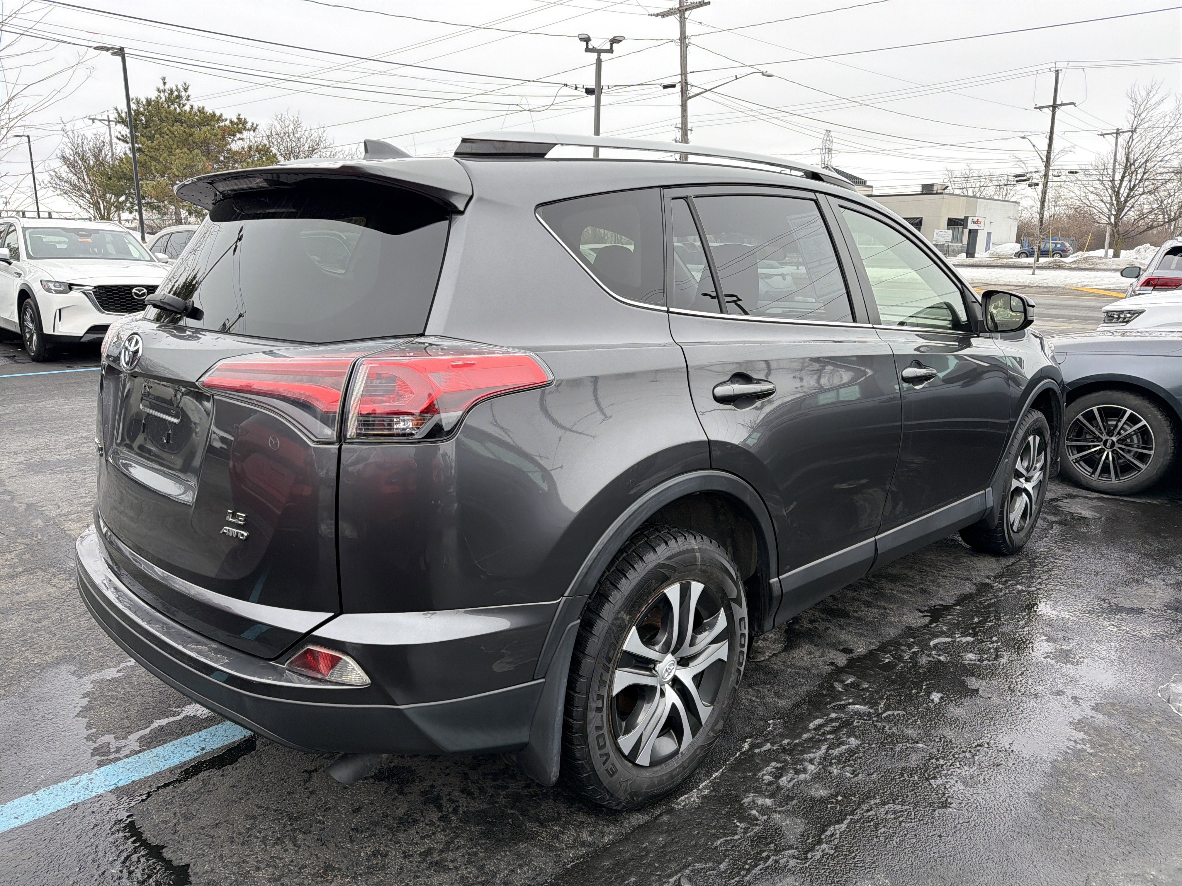 2018 Toyota RAV4 LE