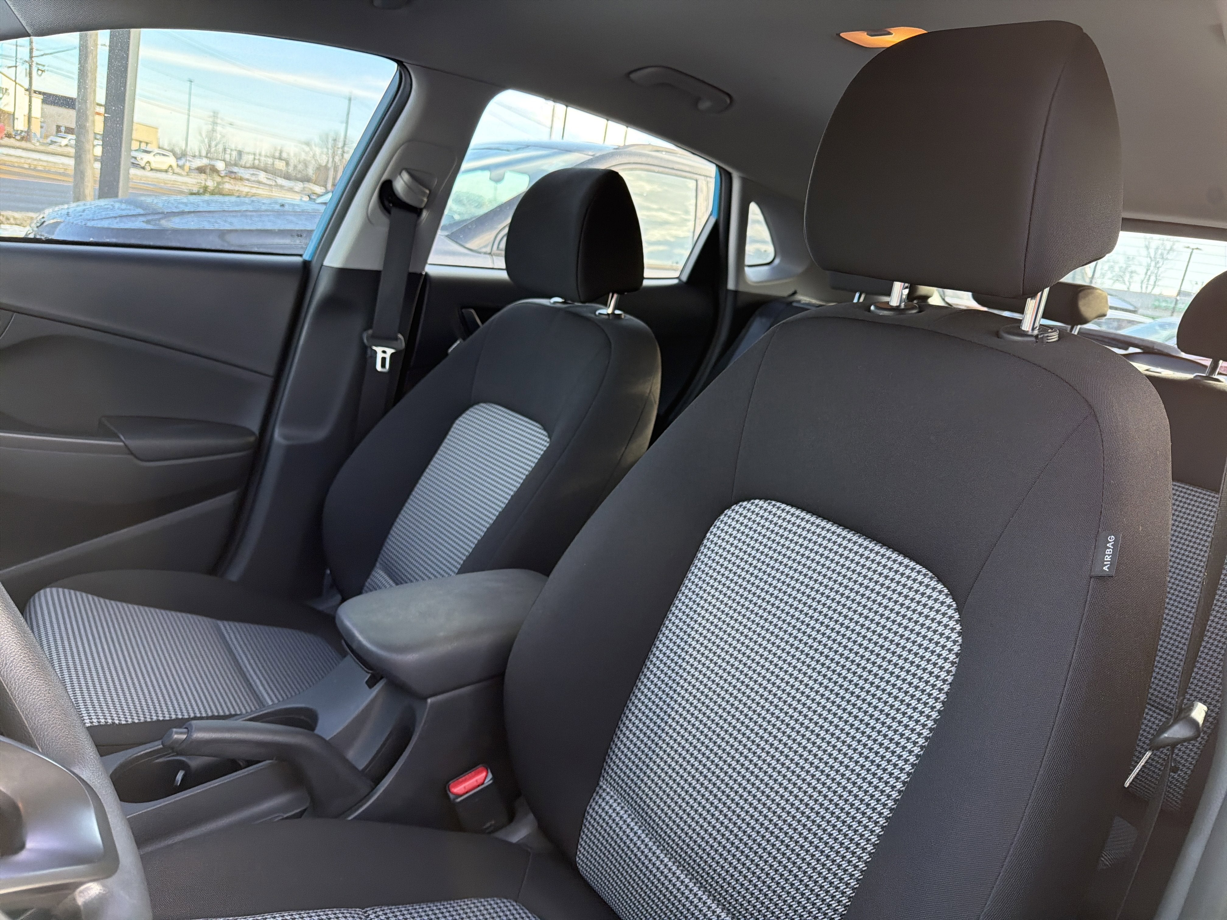 2022 Hyundai Kona SE