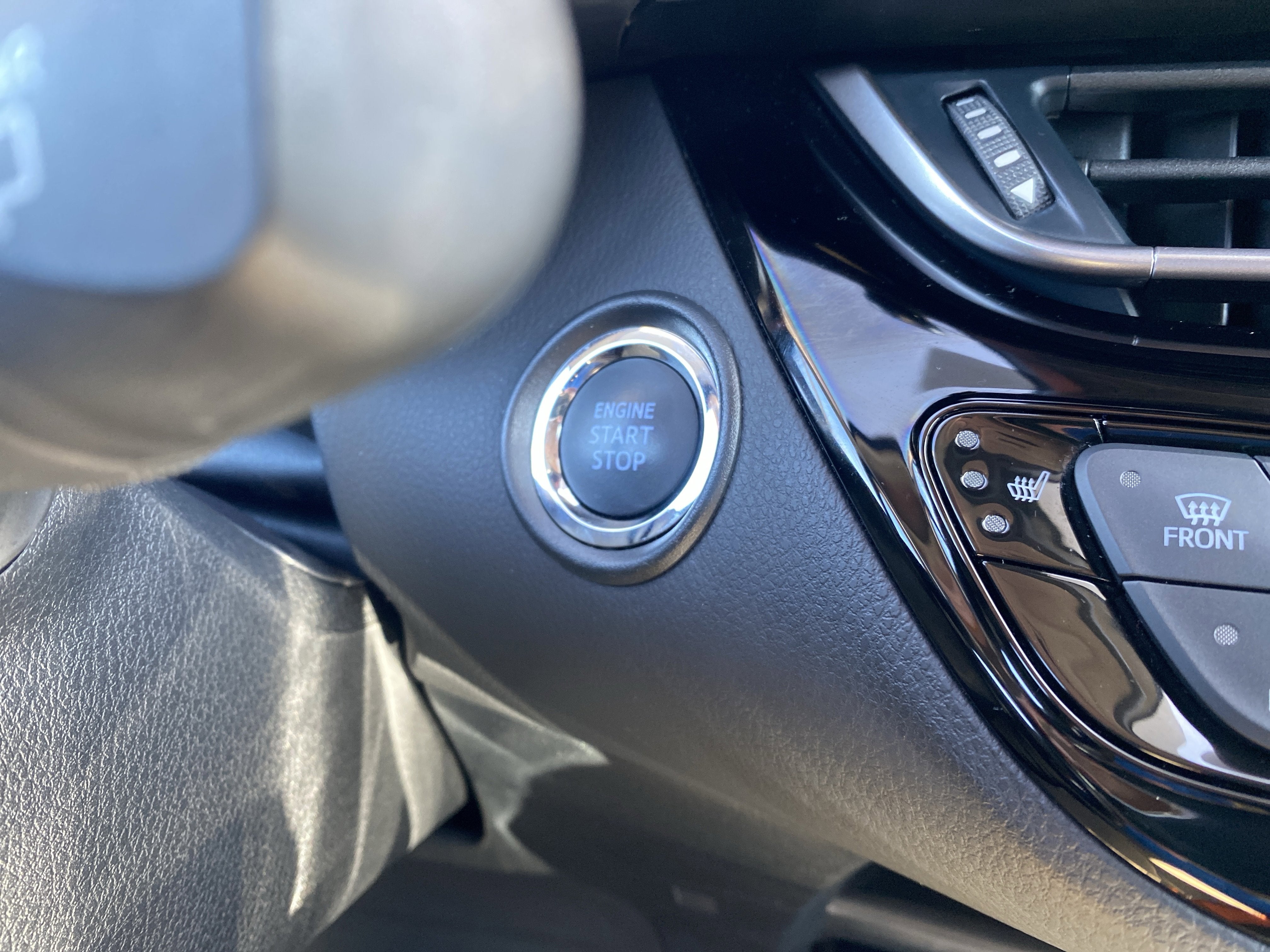 2022 Toyota C-HR Limited