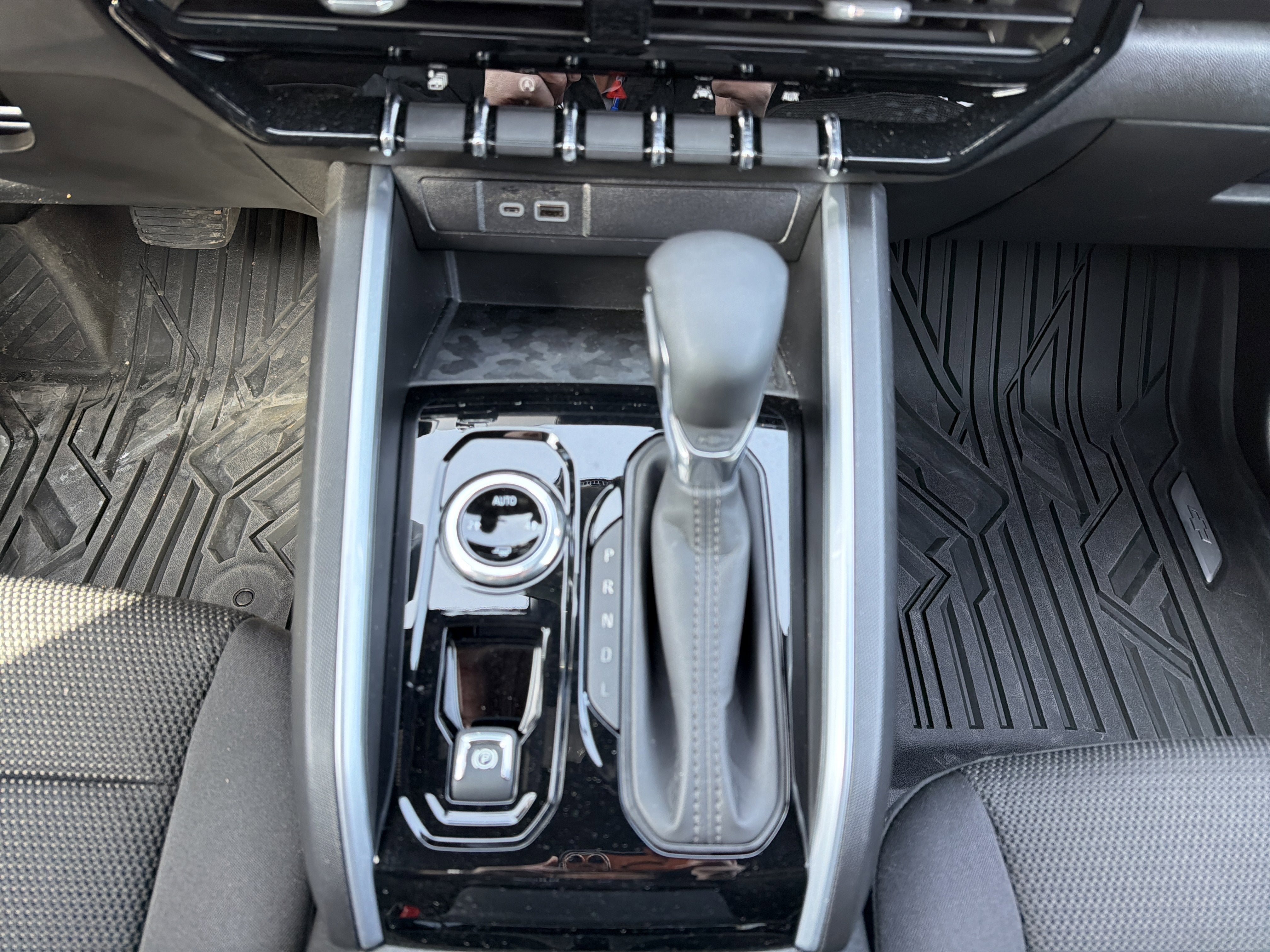 2024 Chevrolet Colorado 4WD LT