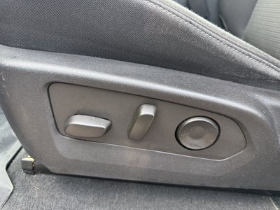2023 Chevrolet Colorado 4WD LT