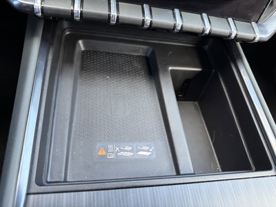 2025 GMC Acadia AWD AT4