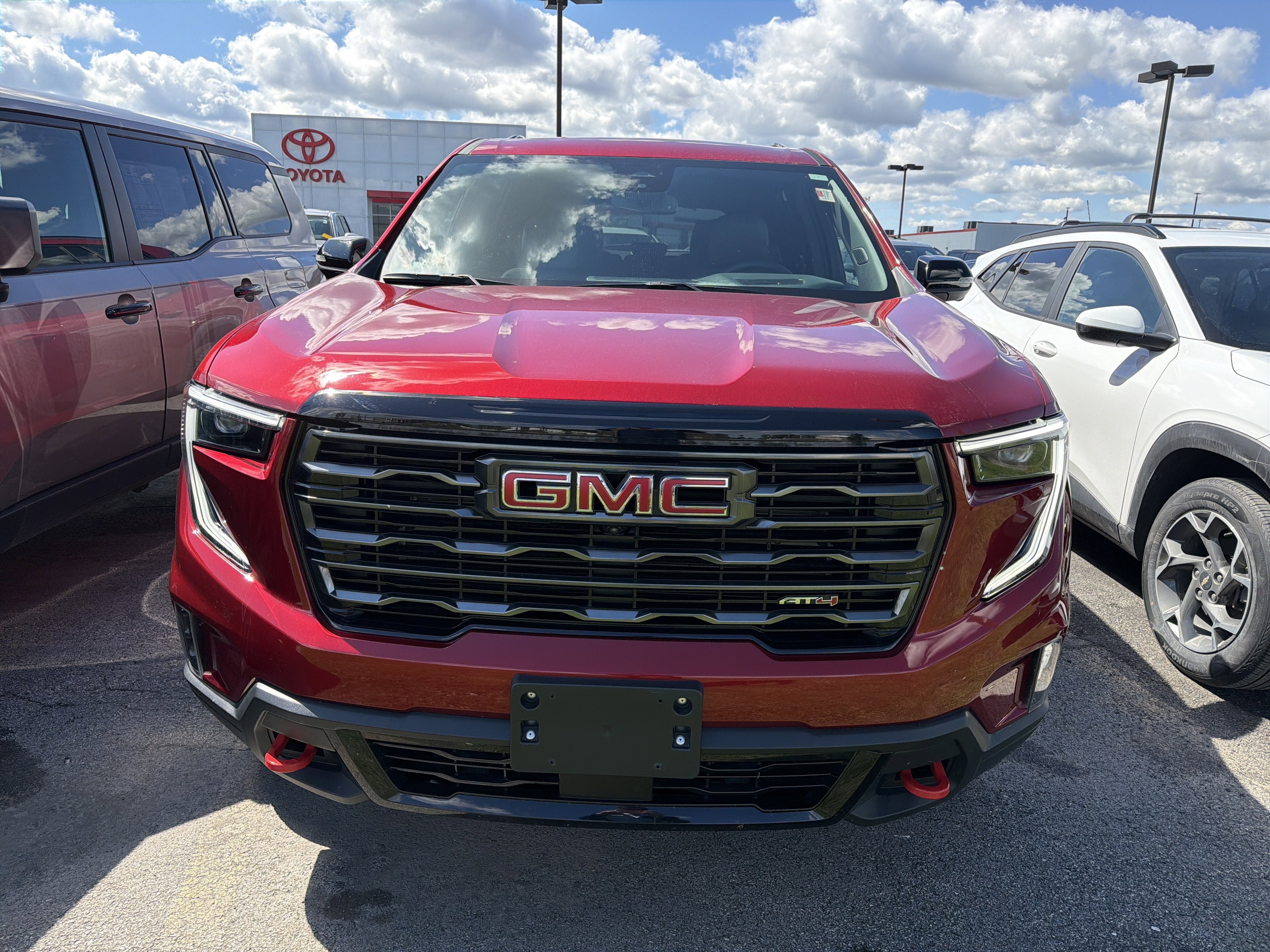 2025 GMC Acadia AWD AT4