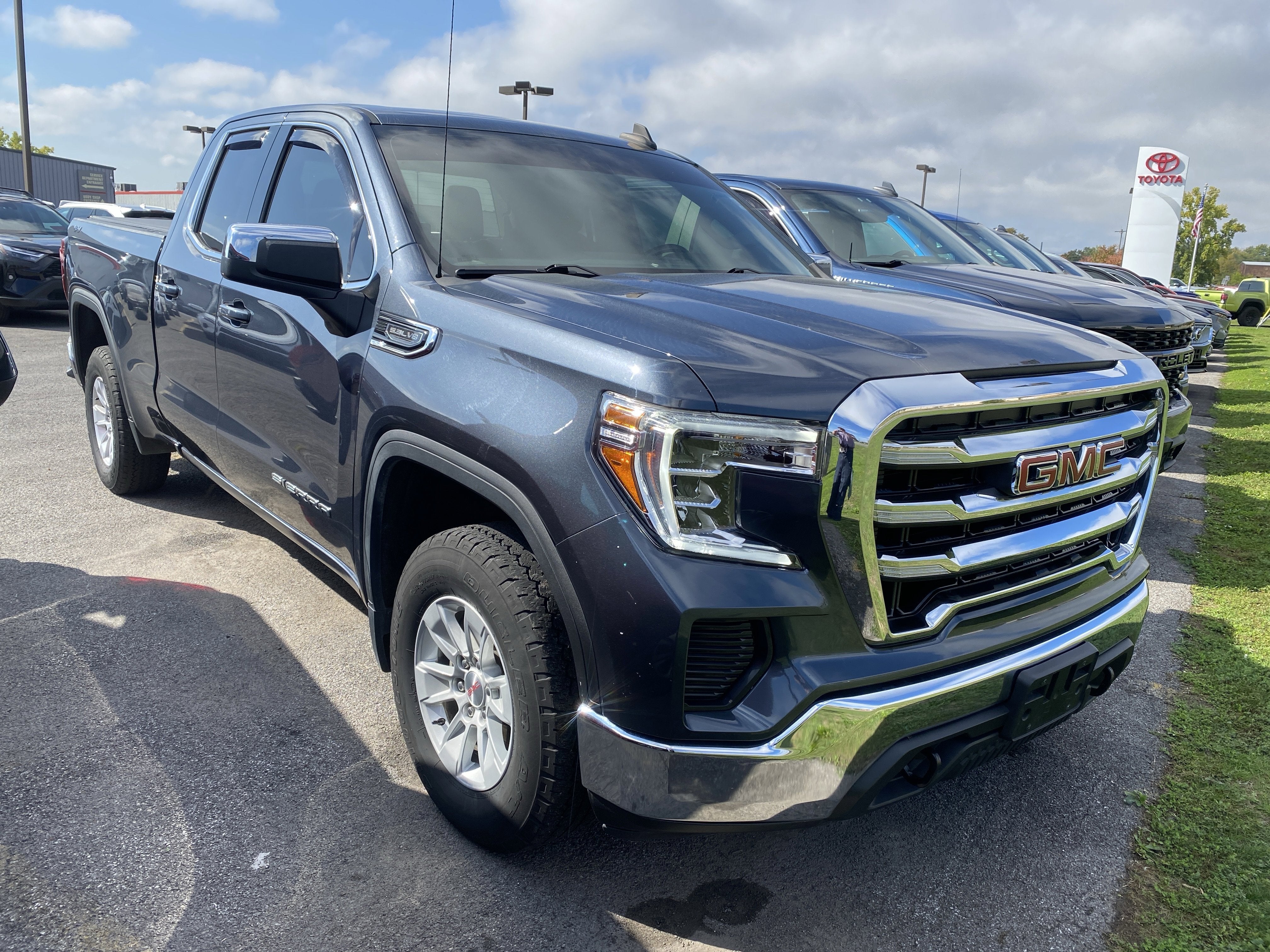 2021 GMC Sierra 1500 SLE