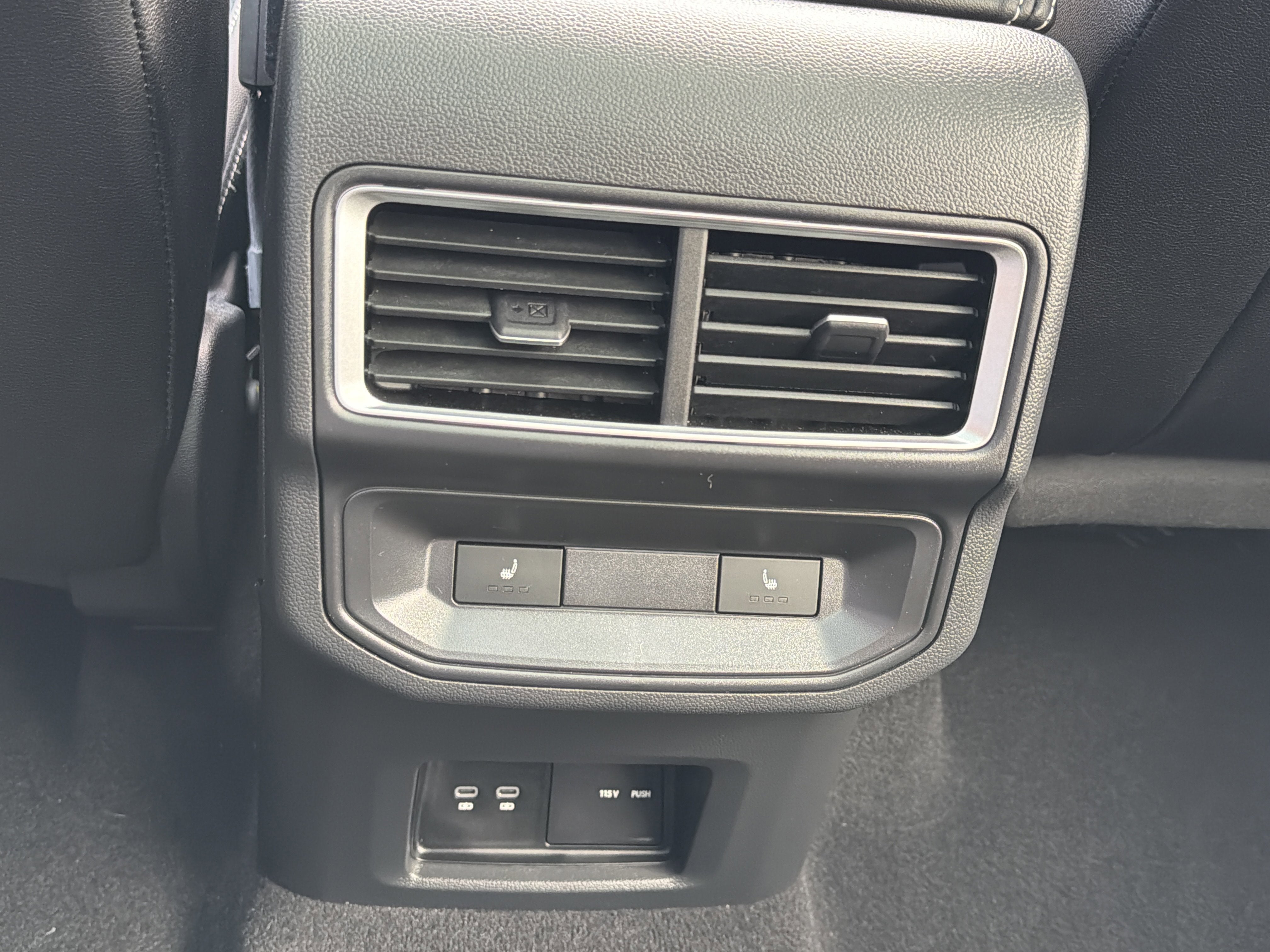 2025 Volkswagen Atlas Cross Sport 2.0T SEL R-Line Black