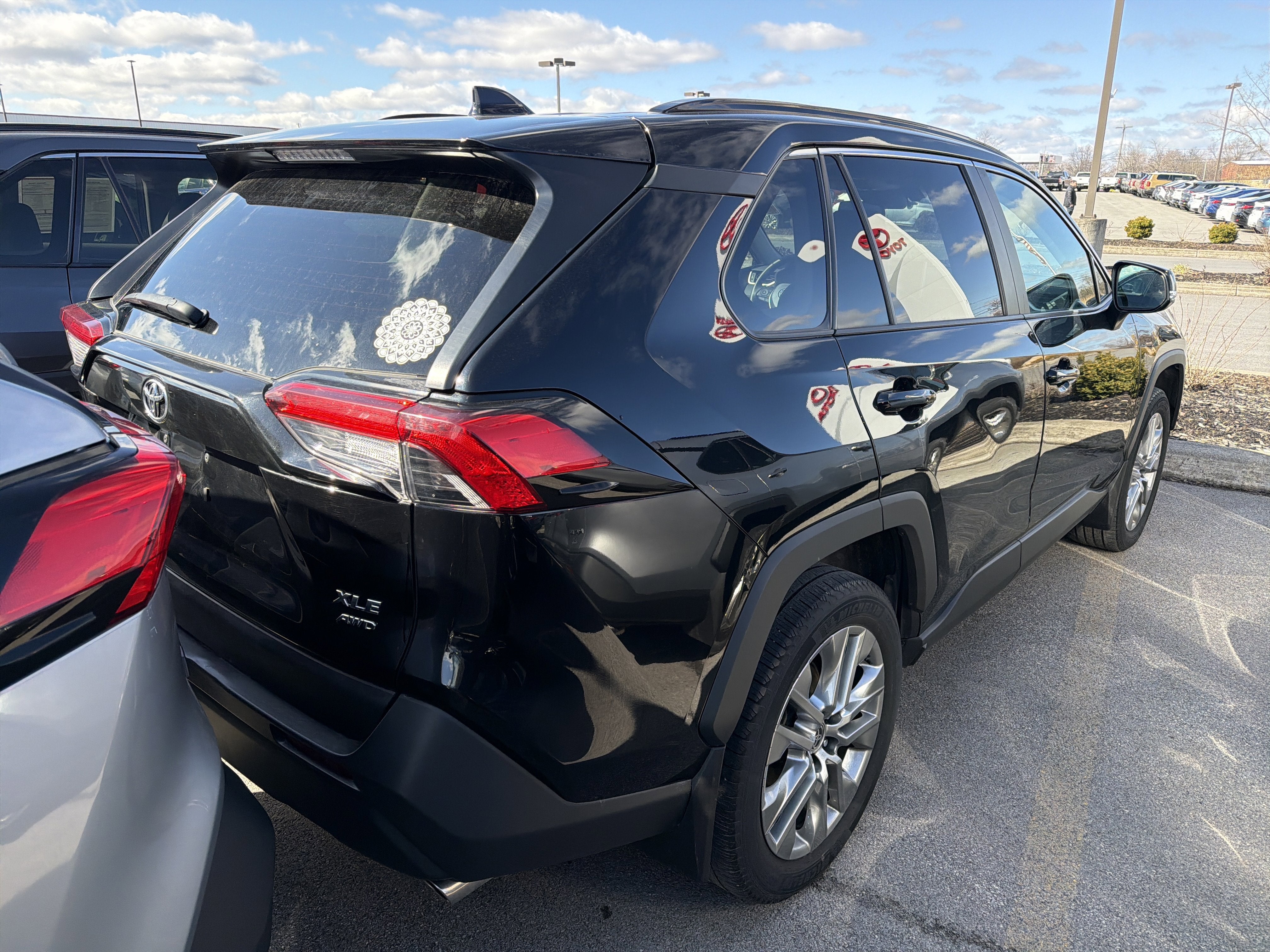 2023 Toyota RAV4 XLE Premium