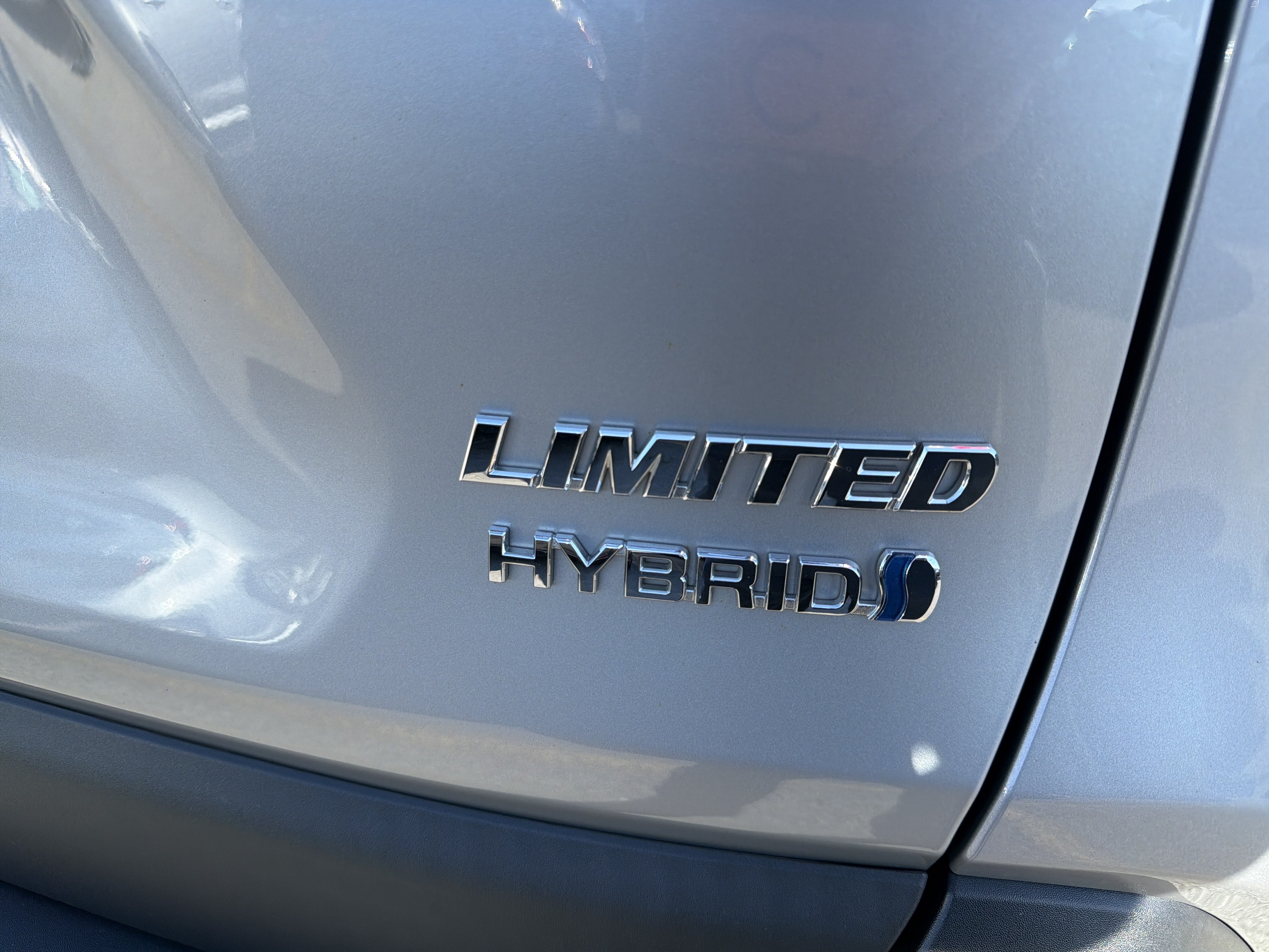 2023 Toyota RAV4 Hybrid Limited