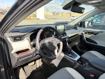 2019 Toyota RAV4 Hybrid Limited