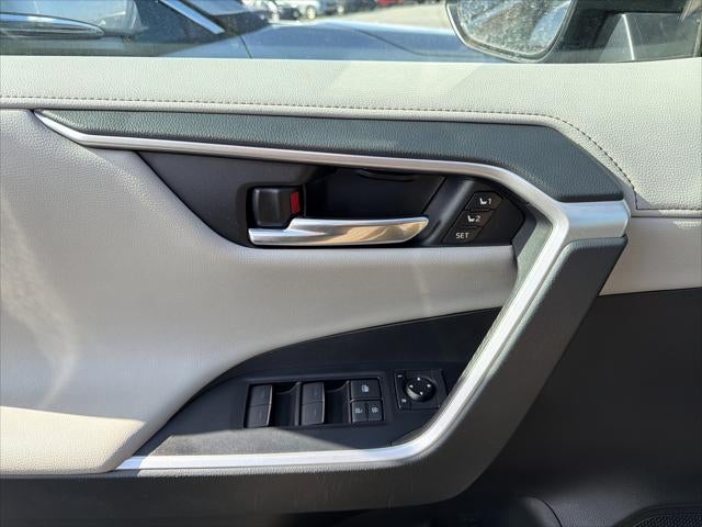 2019 Toyota RAV4 Hybrid Limited