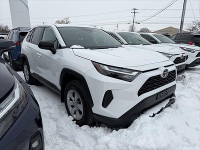 2023 Toyota RAV4 LE
