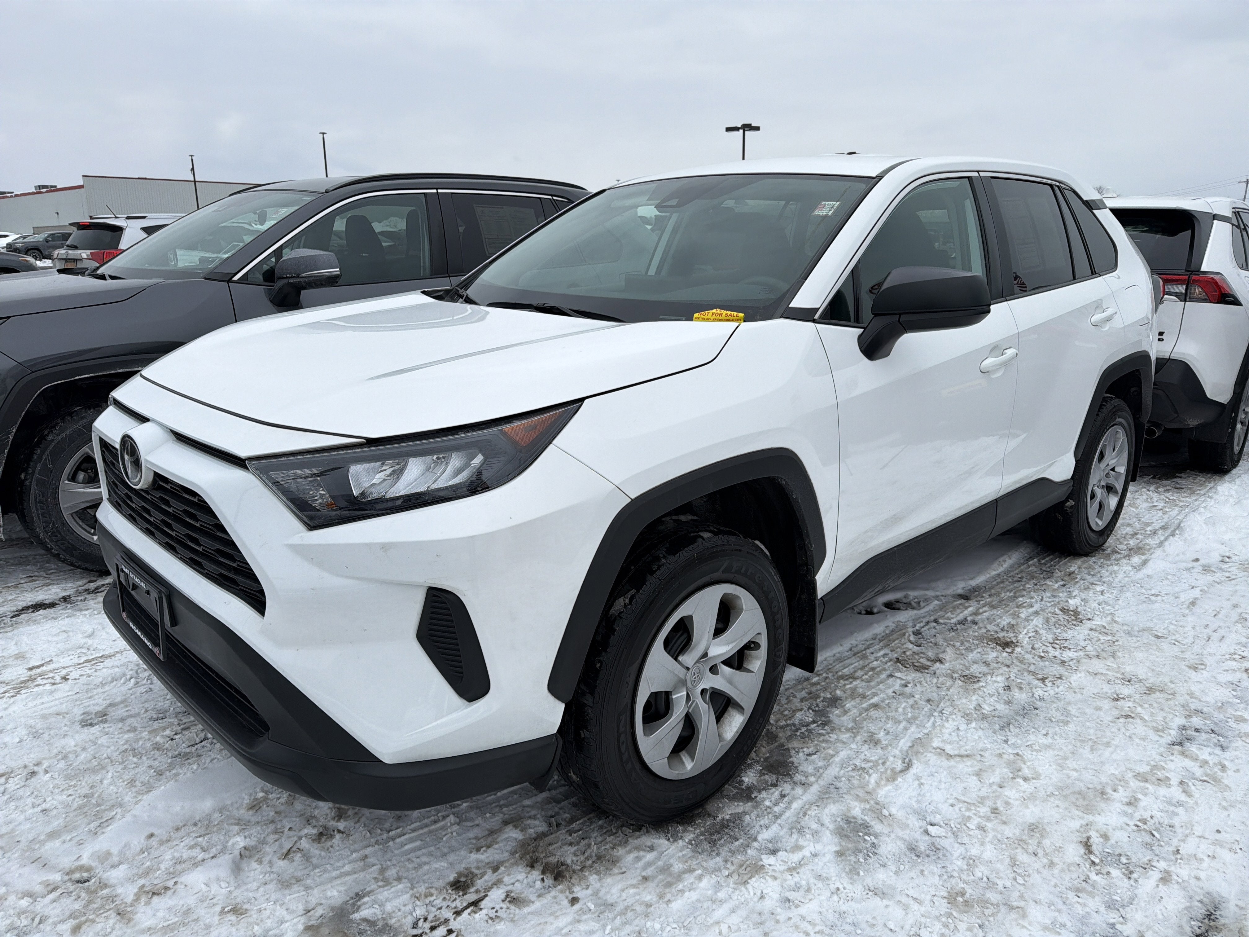 2022 Toyota RAV4 LE