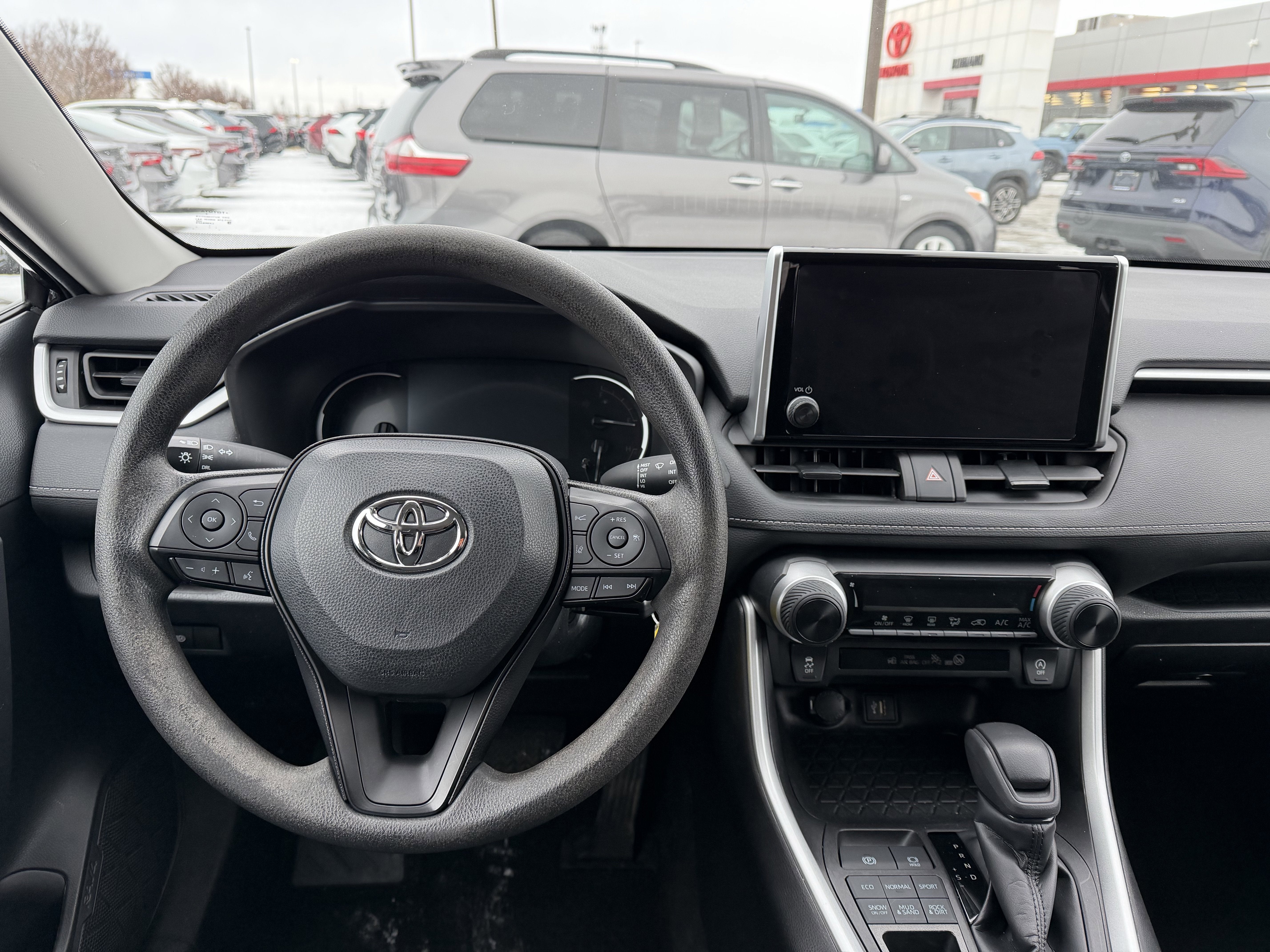2023 Toyota RAV4 LE