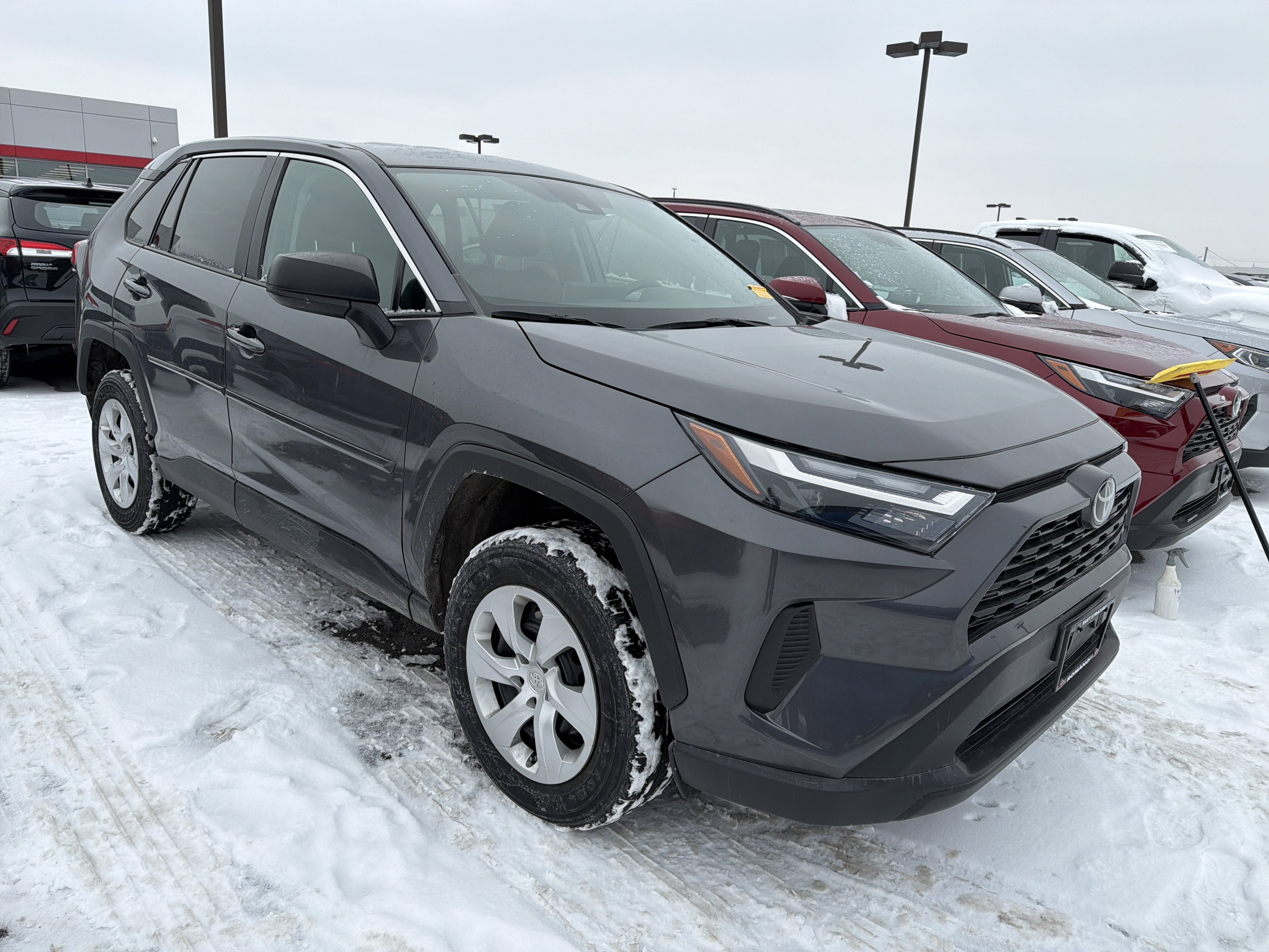 2023 Toyota RAV4 LE