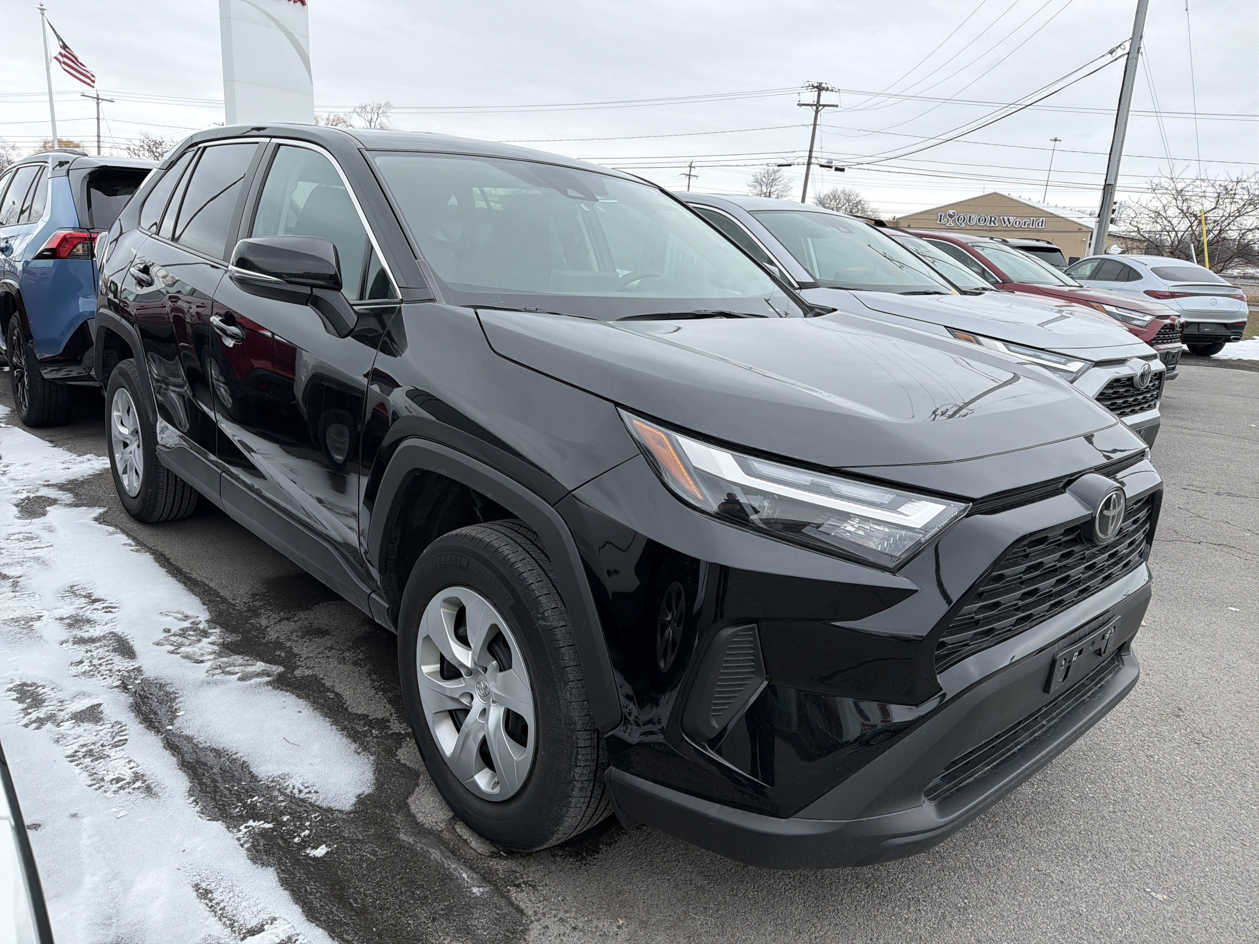 2023 Toyota RAV4 LE