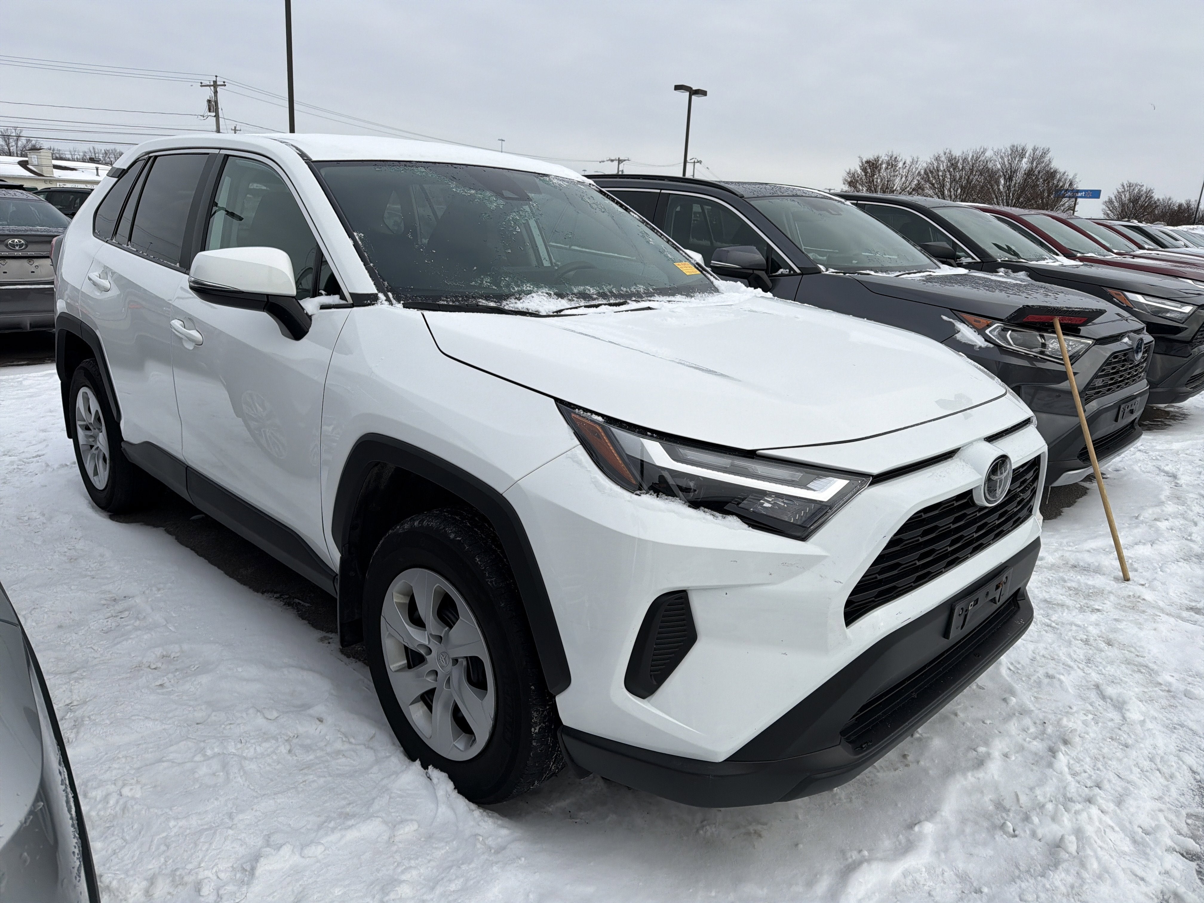 2023 Toyota RAV4 LE