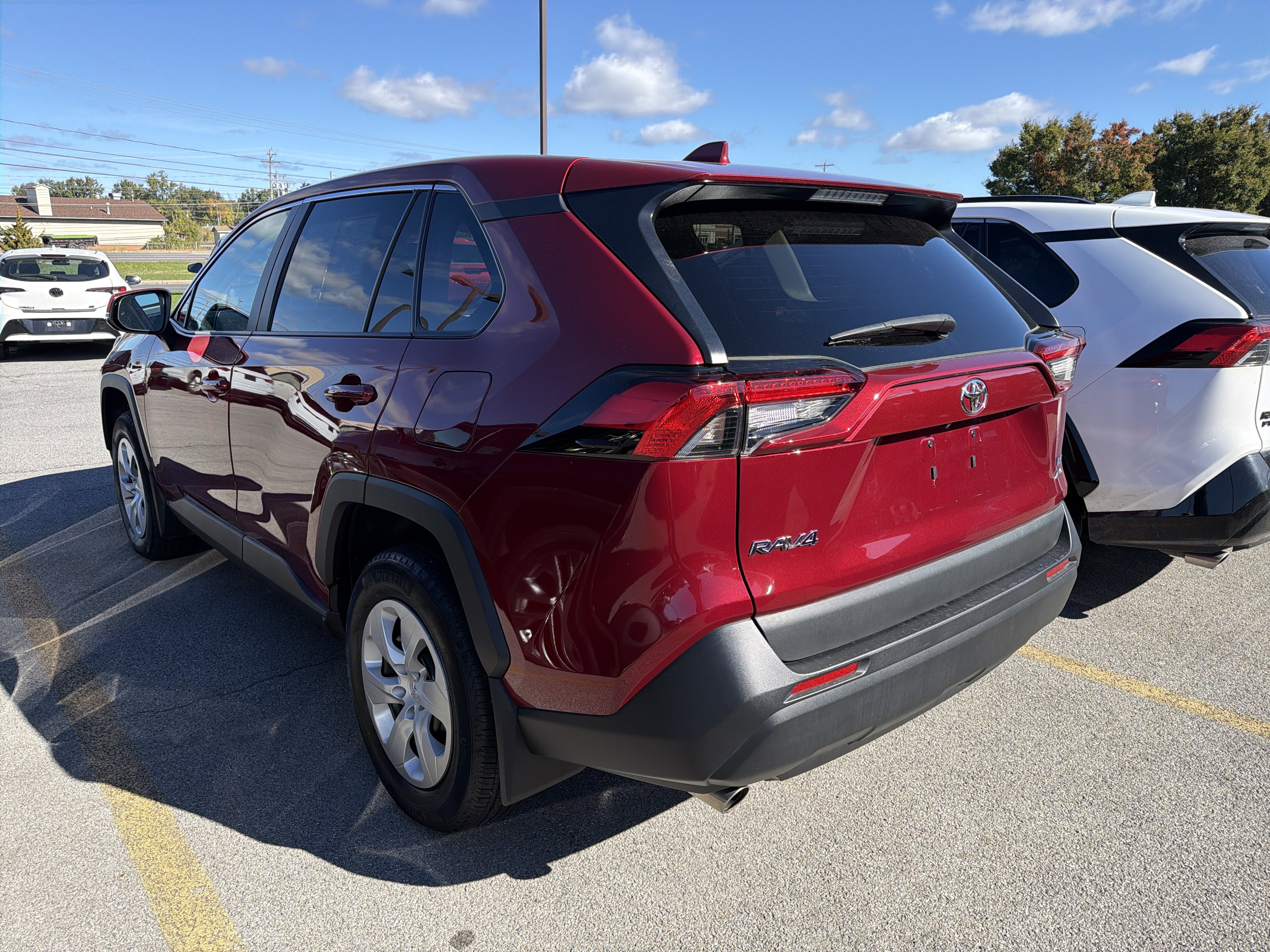 2023 Toyota RAV4 LE