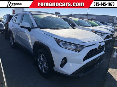 2020 Toyota RAV4 XLE