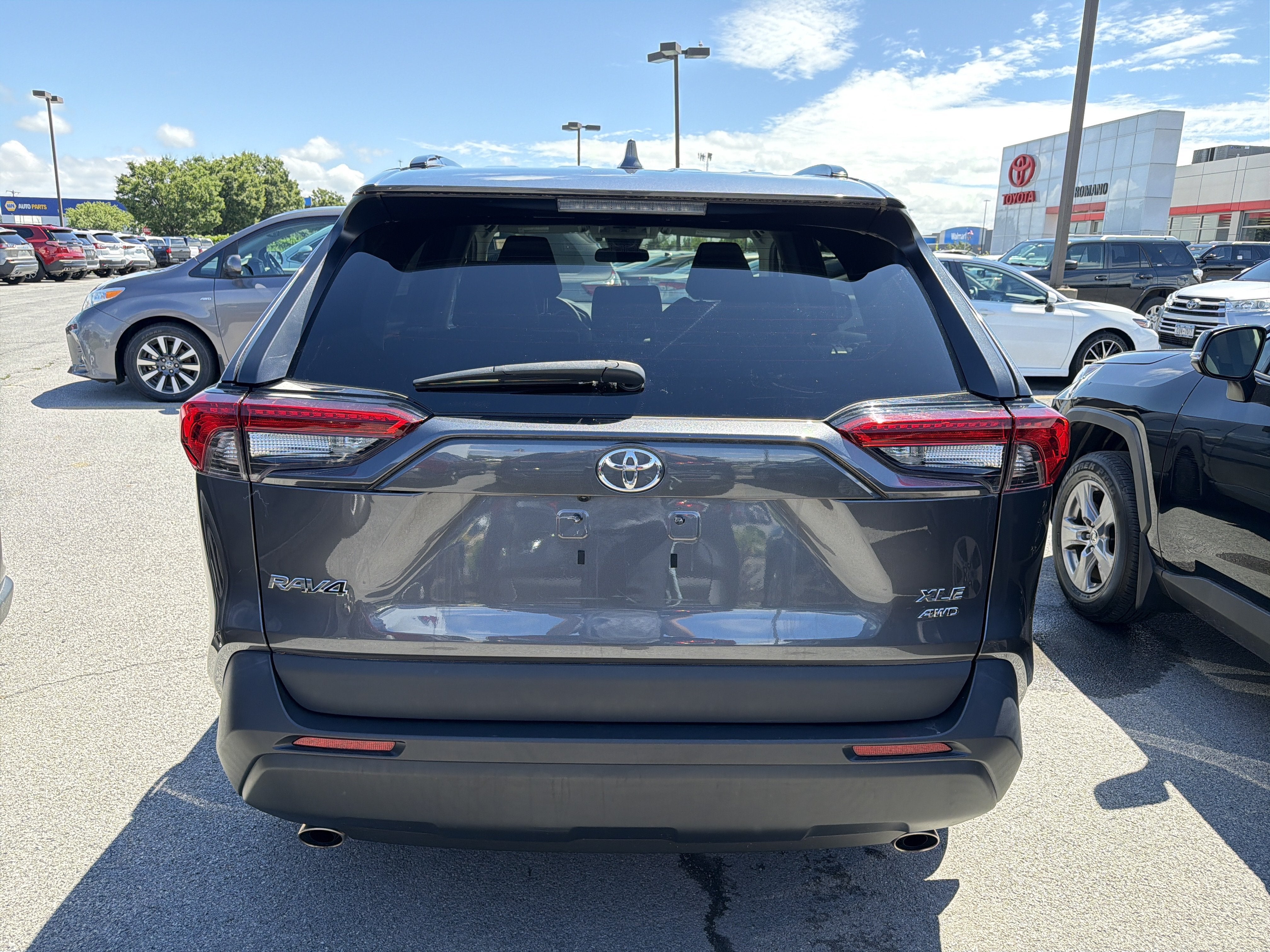 2021 Toyota RAV4 XLE