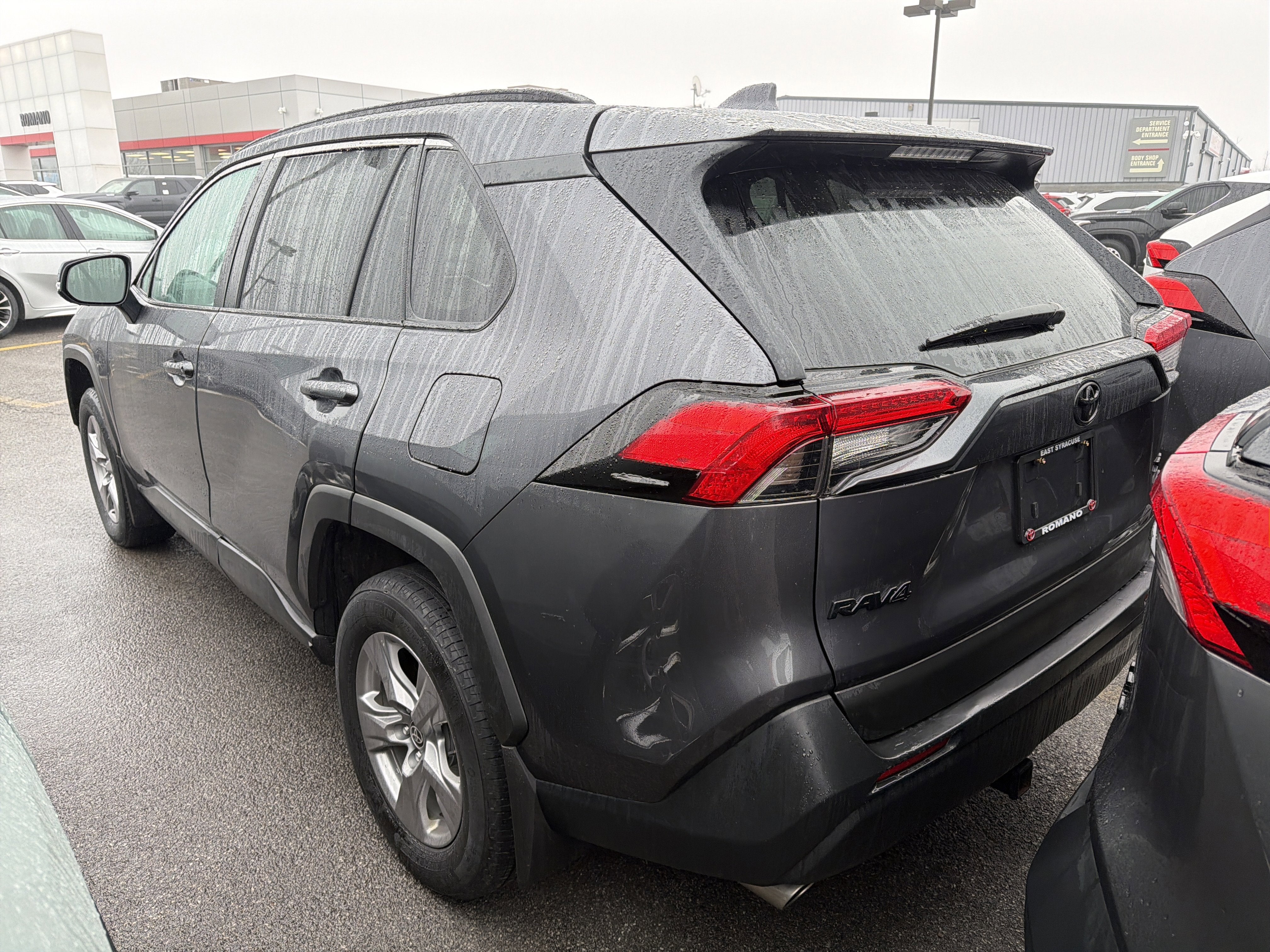 2023 Toyota RAV4 XLE